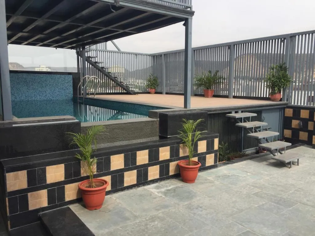 Patio in Ka10 SQUARE HOTEL & BANQUETS