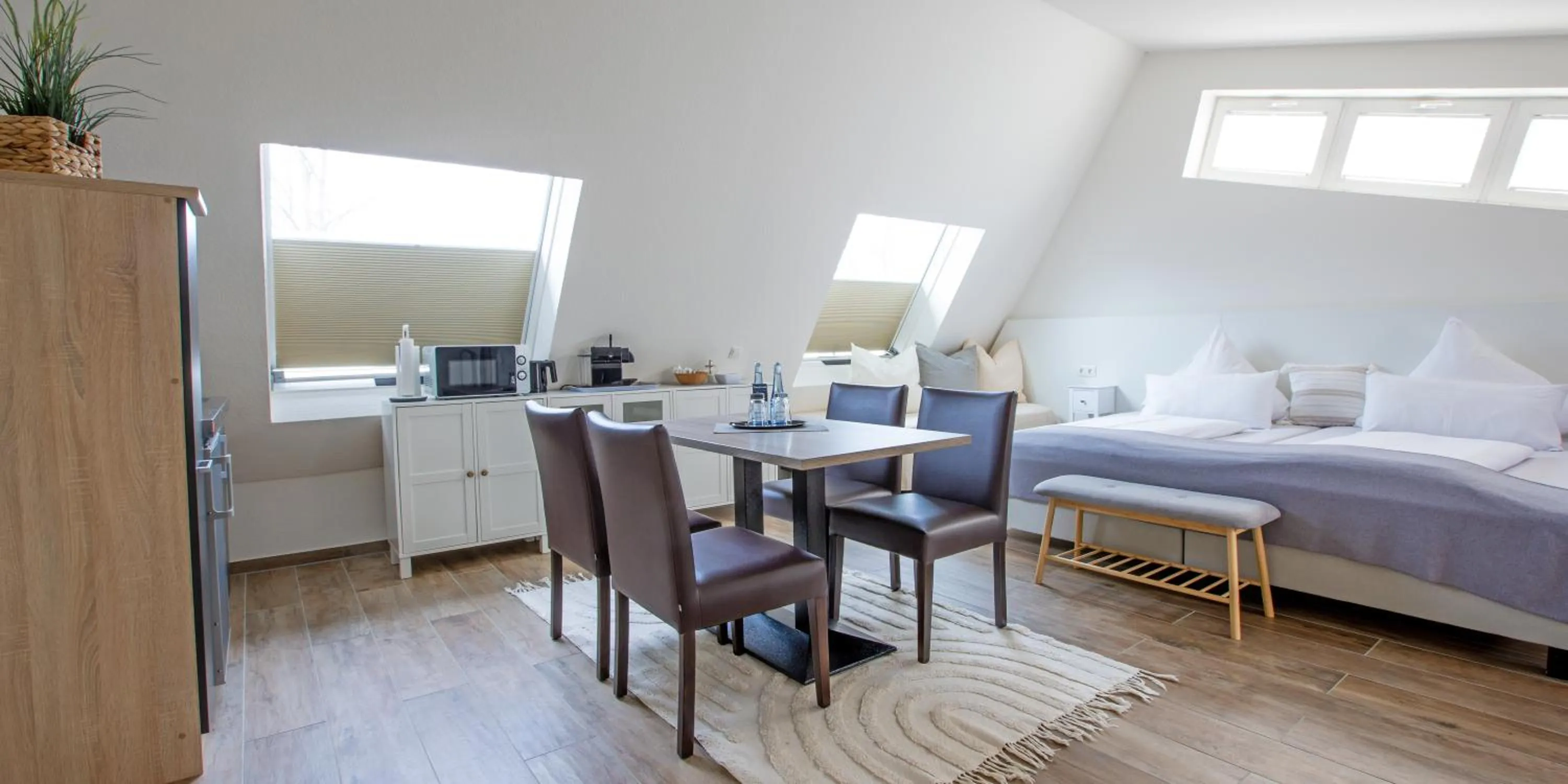 Photo of the whole room, Bed in Hotel Hangelar