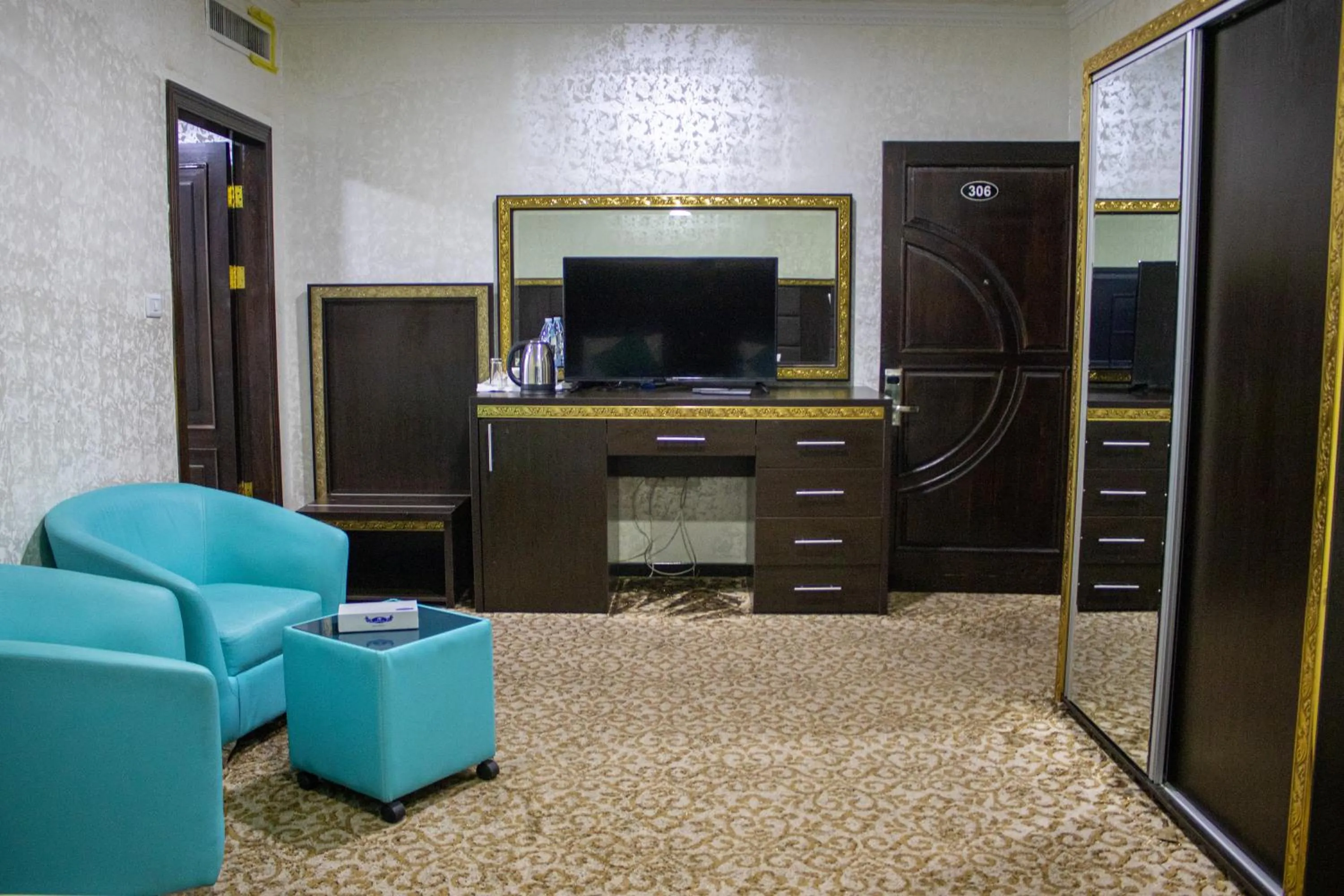 TV and multimedia in The Castle Hotel