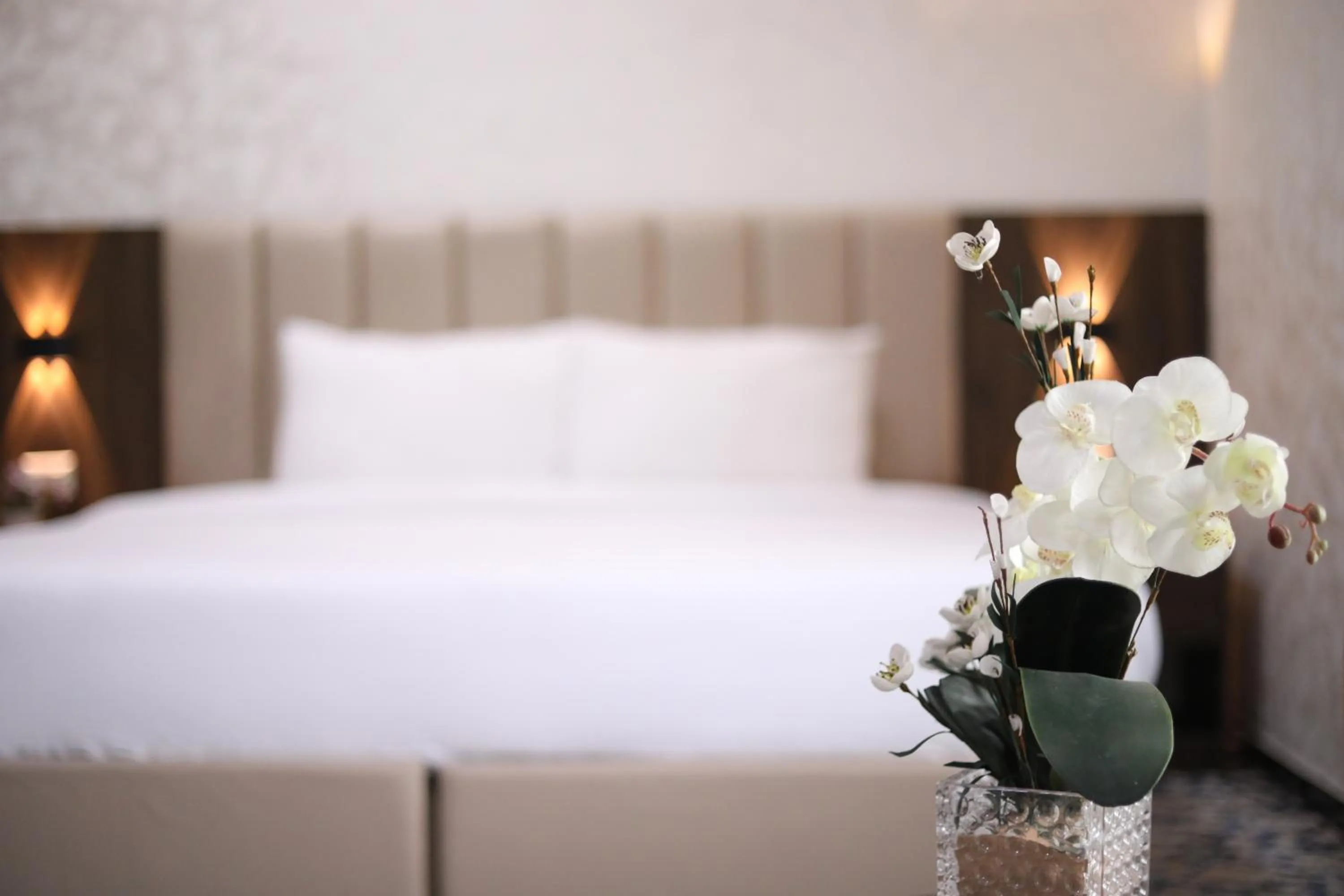 Bedroom, Bed in The Castle Hotel