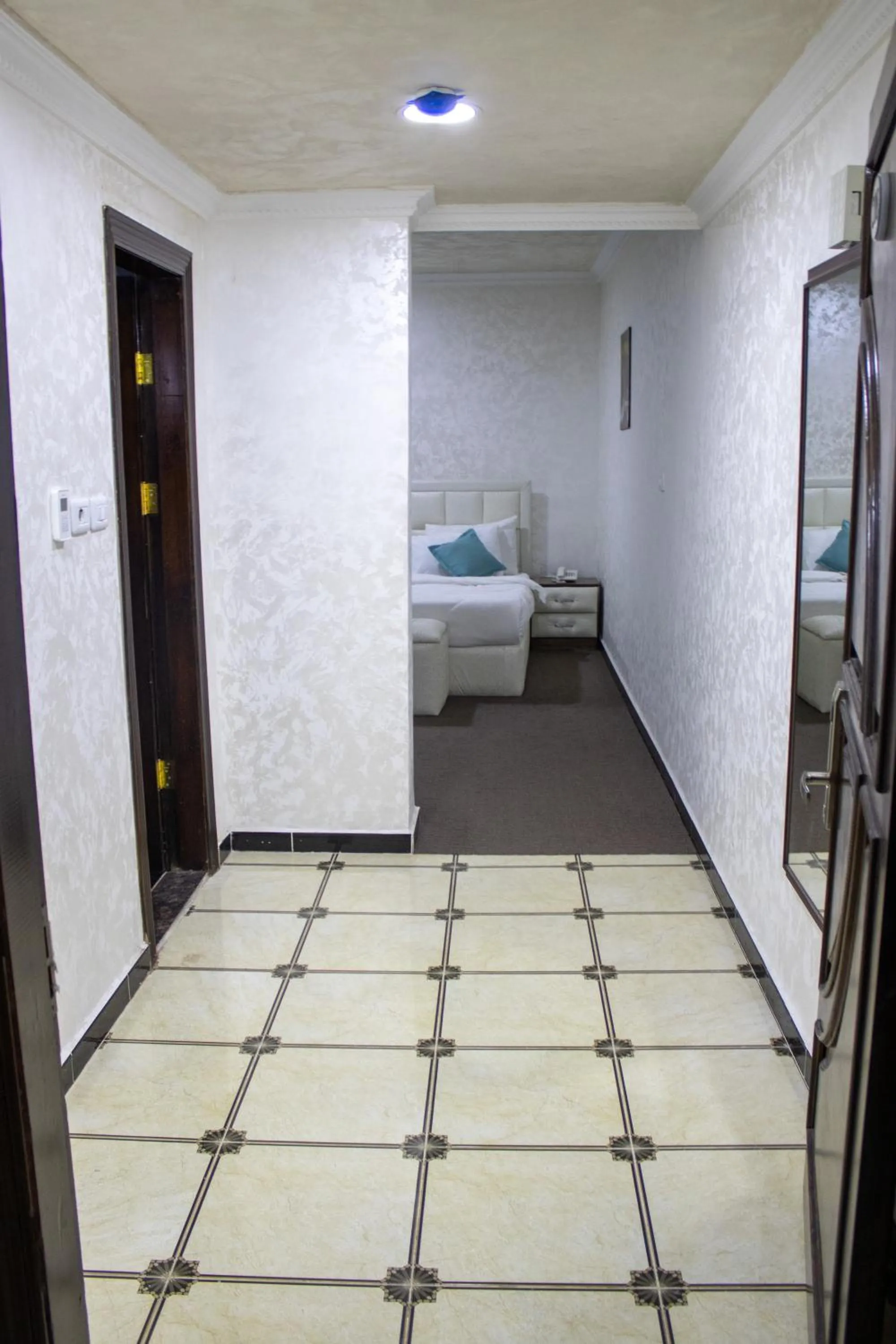 Photo of the whole room, Bed in The Castle Hotel