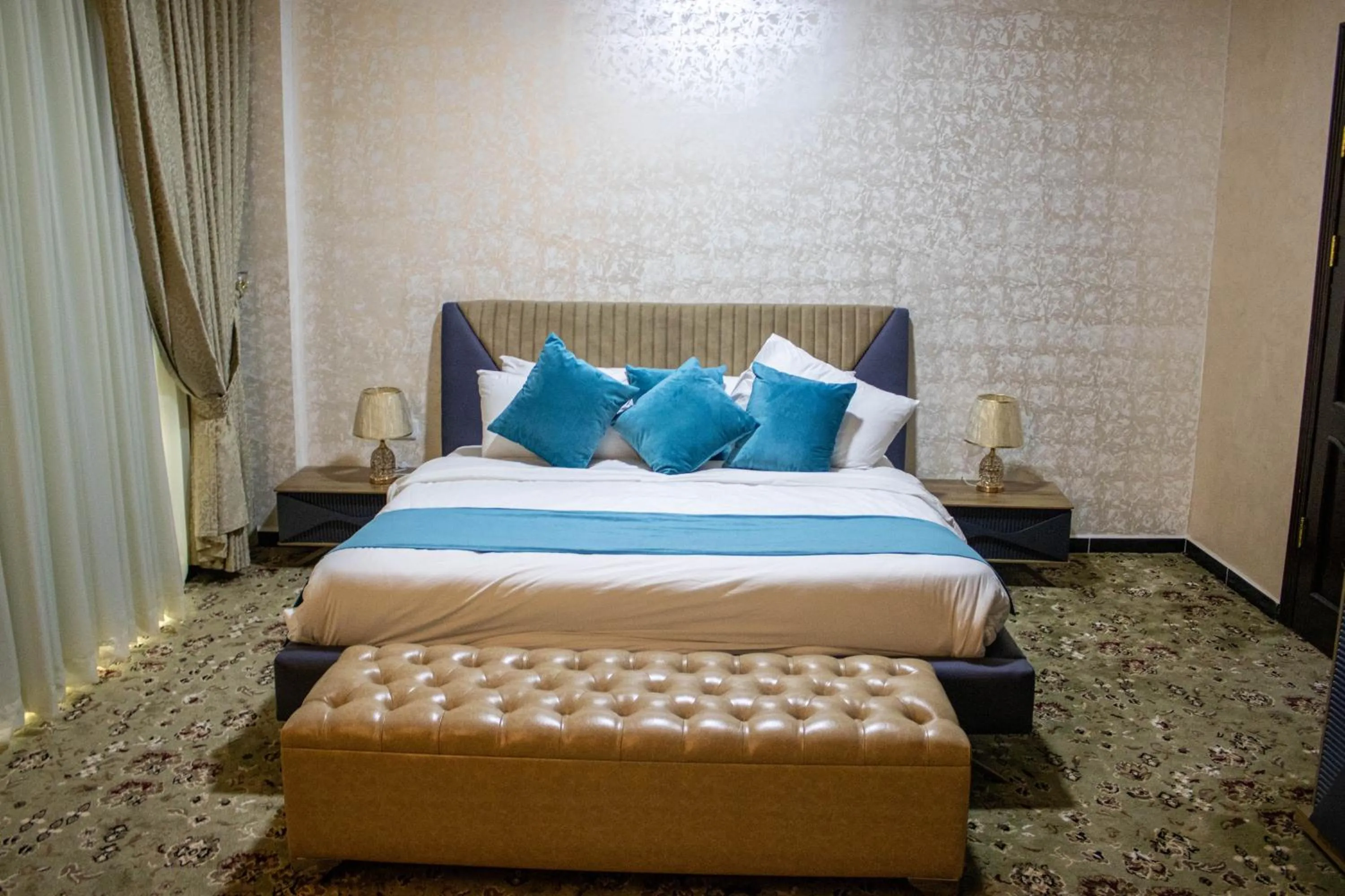 Bed in The Castle Hotel