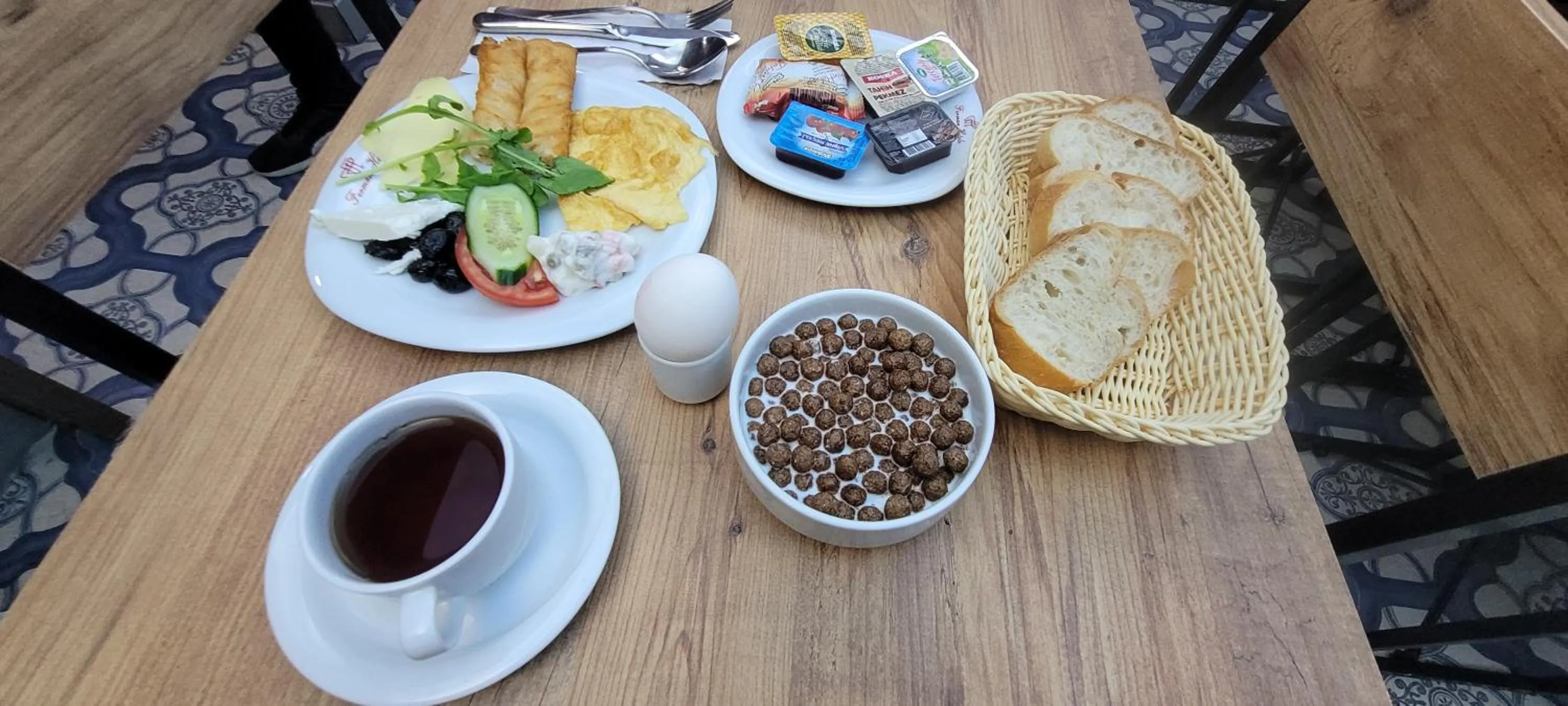 Breakfast in Ferman Apart Hotel
