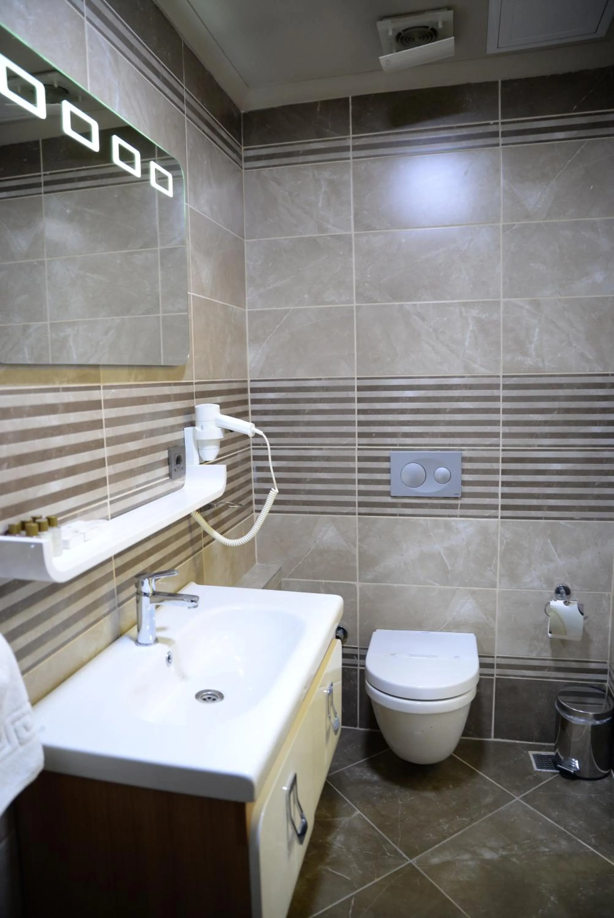 Bathroom in Ferman Apart Hotel