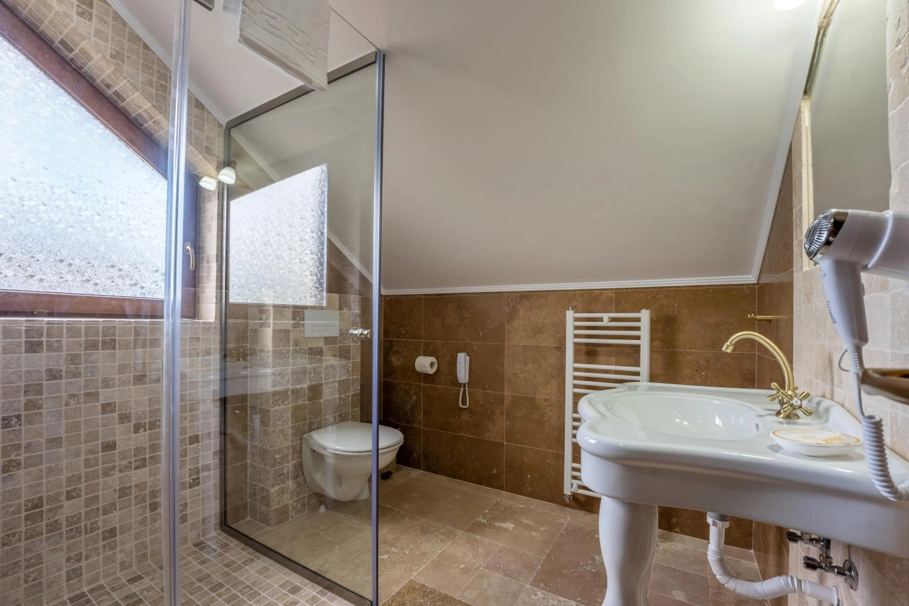 Shower in Hotel PrincesSophie