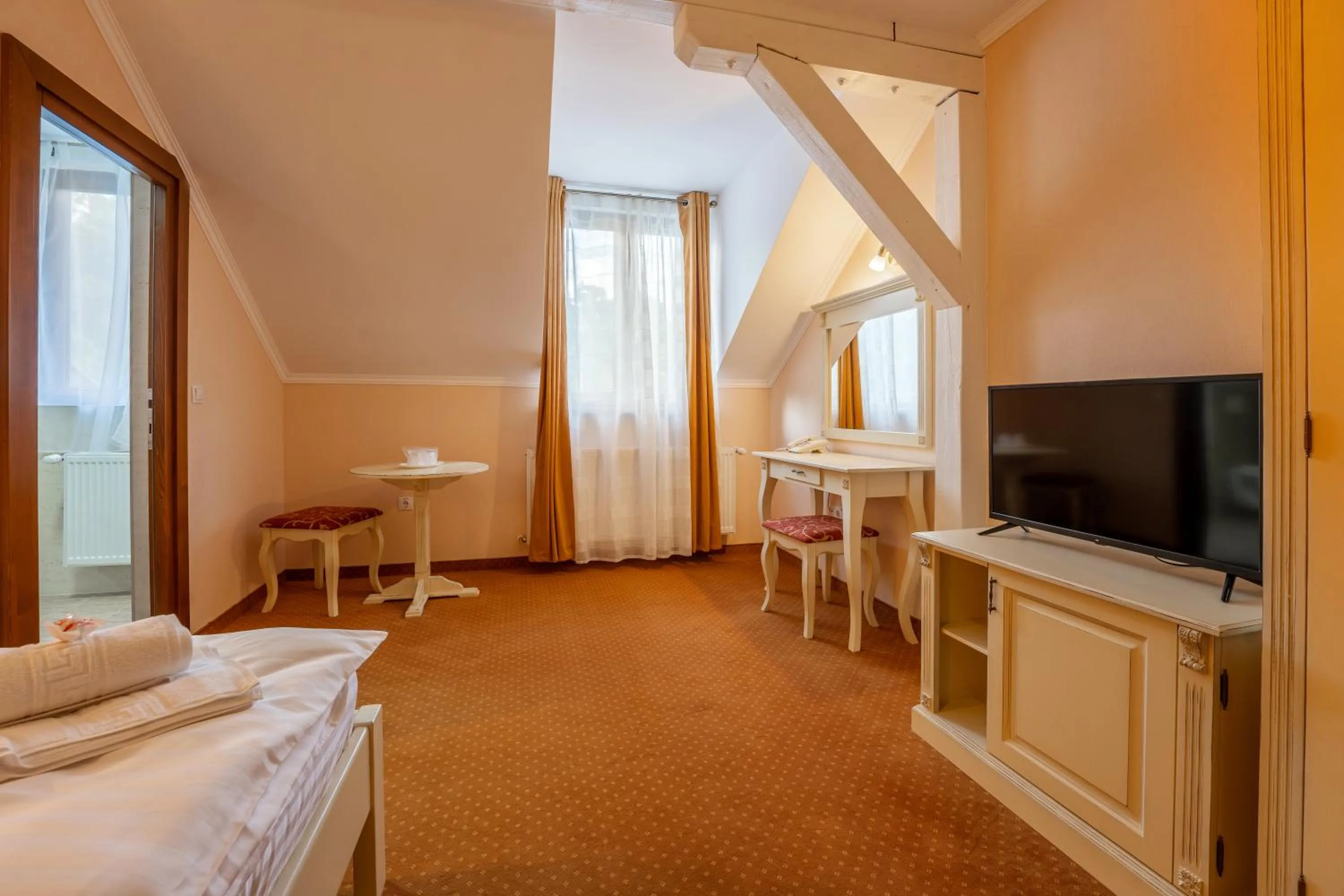 TV and multimedia, Bed in Hotel PrincesSophie