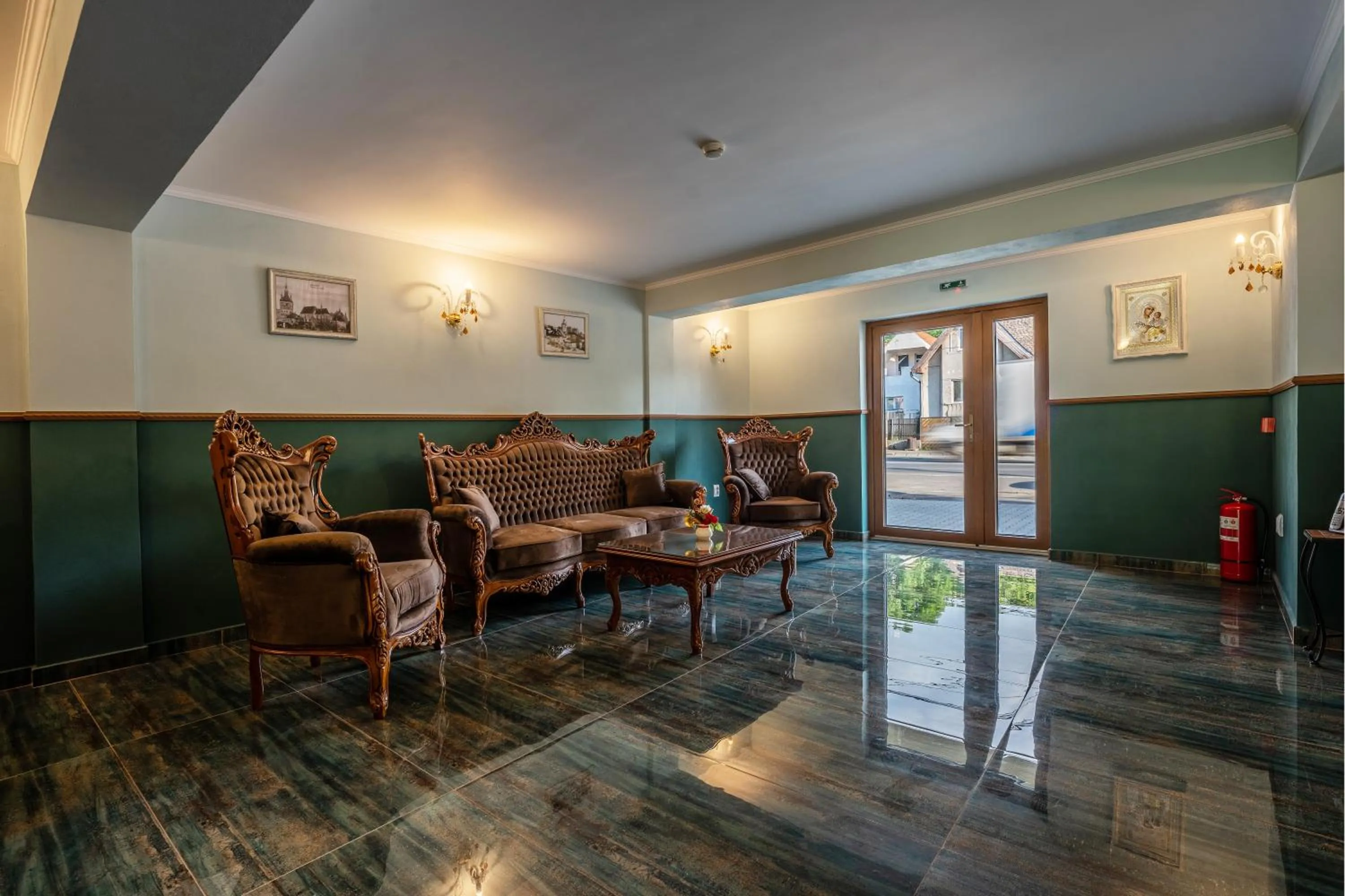 Seating area in Hotel PrincesSophie