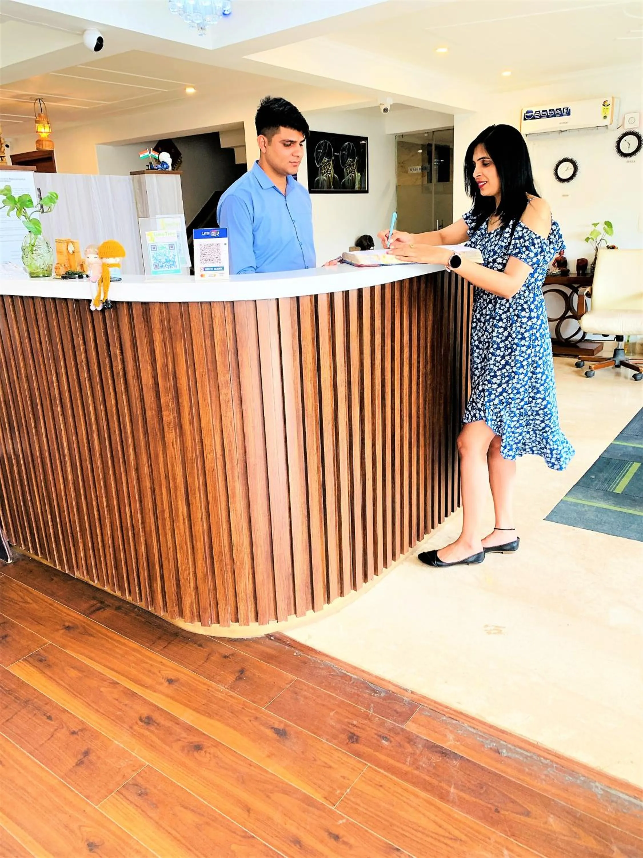 Lobby or reception in Lime Tree Hotel Pulkit Gurgaon-Artemis Hospital, Nearest Metro Huda City Centre