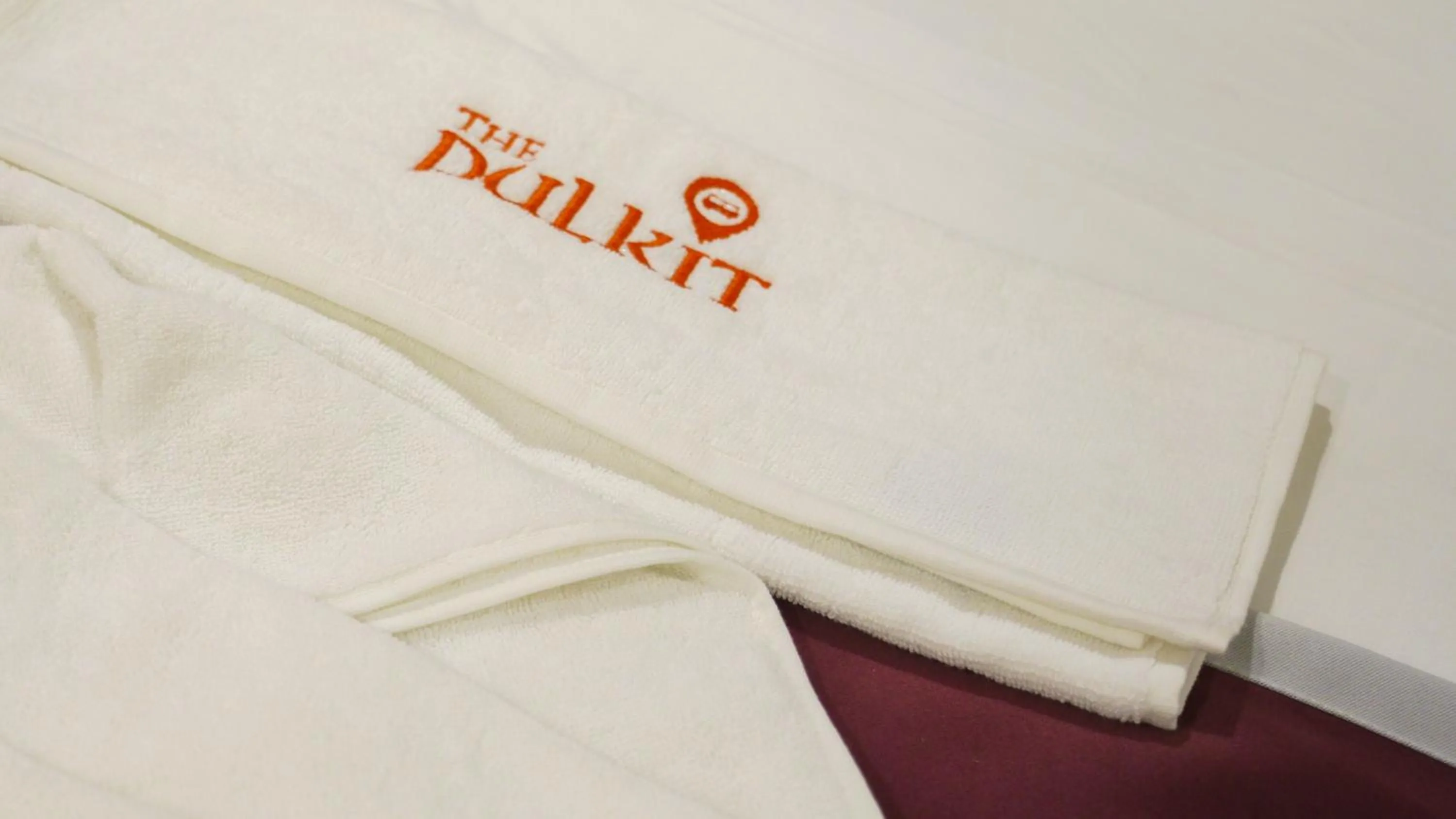 Logo/Certificate/Sign, Bed in Lime Tree Hotel Pulkit Gurgaon-Artemis Hospital, Nearest Metro Huda City Centre