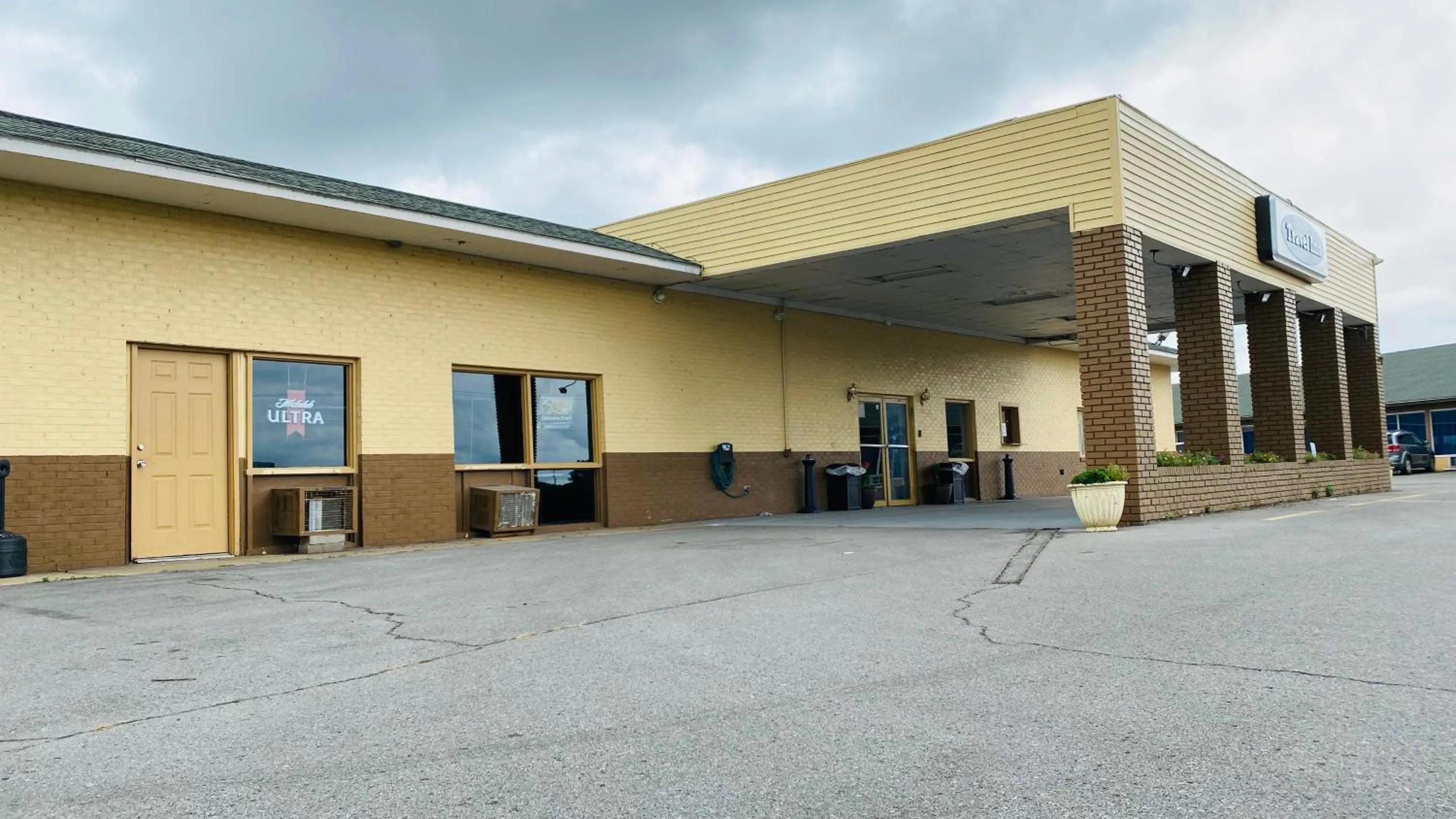 Property building in Travel Inn