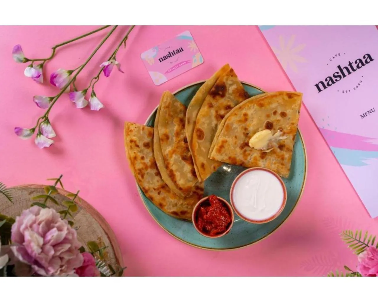 Food and drinks in Uno Hotel Heathrow Windsor