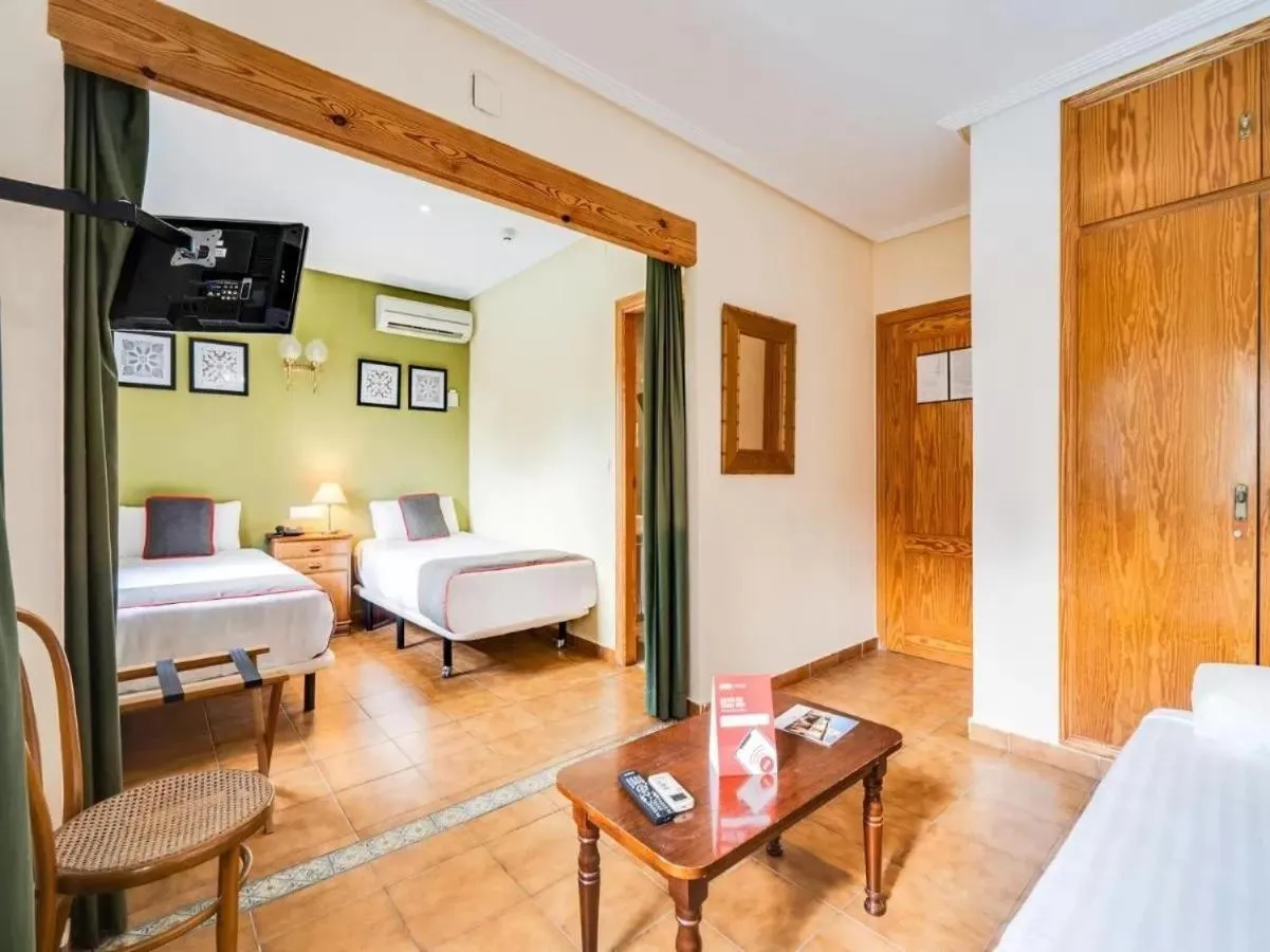 Photo of the whole room, Bed in Hotel Torre San Juan