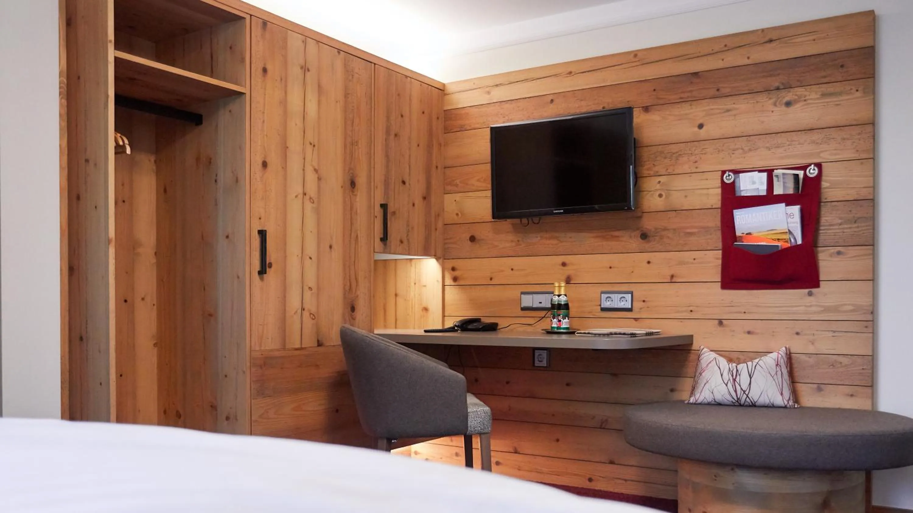 Staff, Bed in Romantik Hotel Rindenmühle