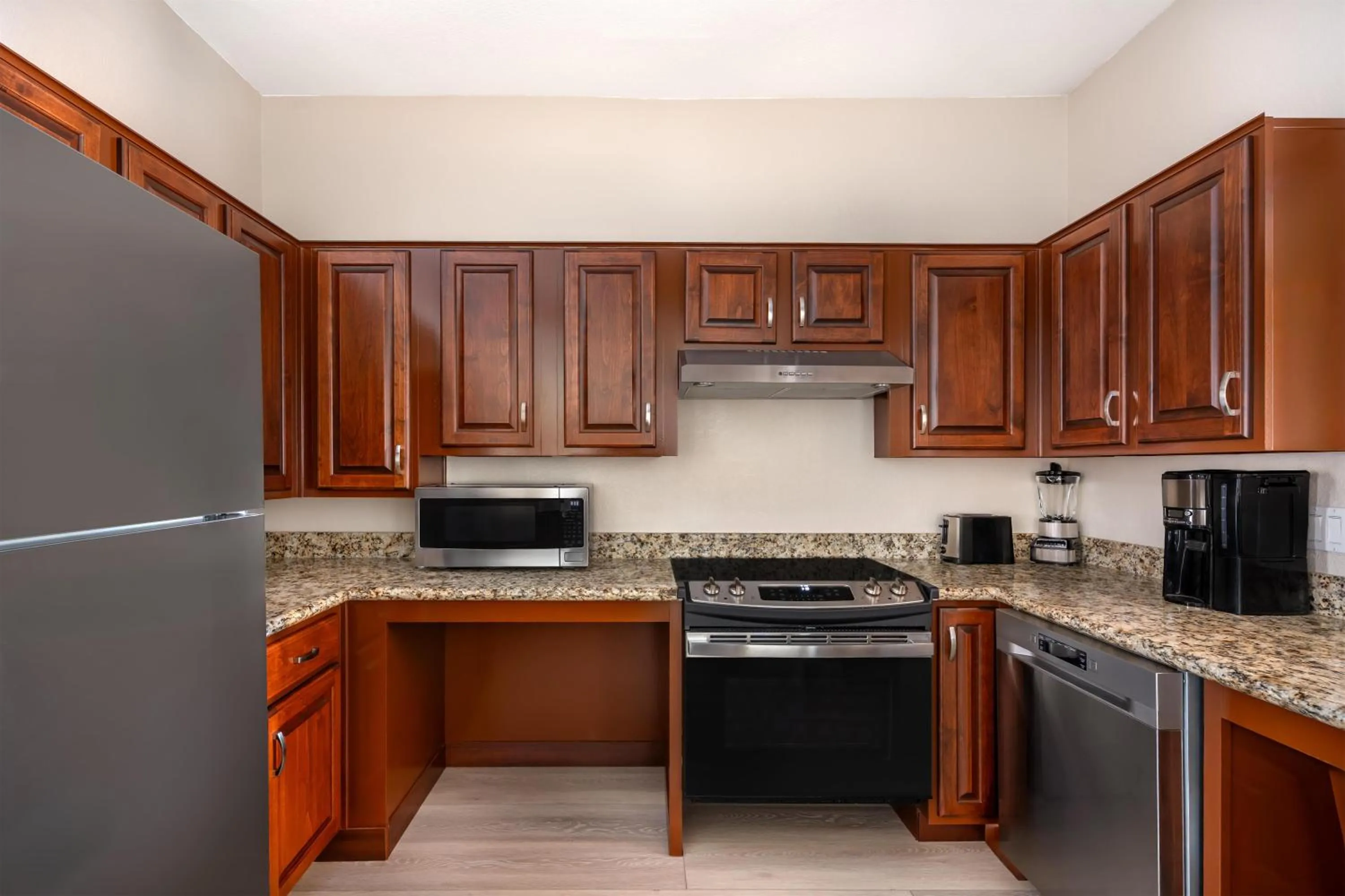 Kitchen or kitchenette in Hilton Vacation Club Scottsdale Villa Mirage