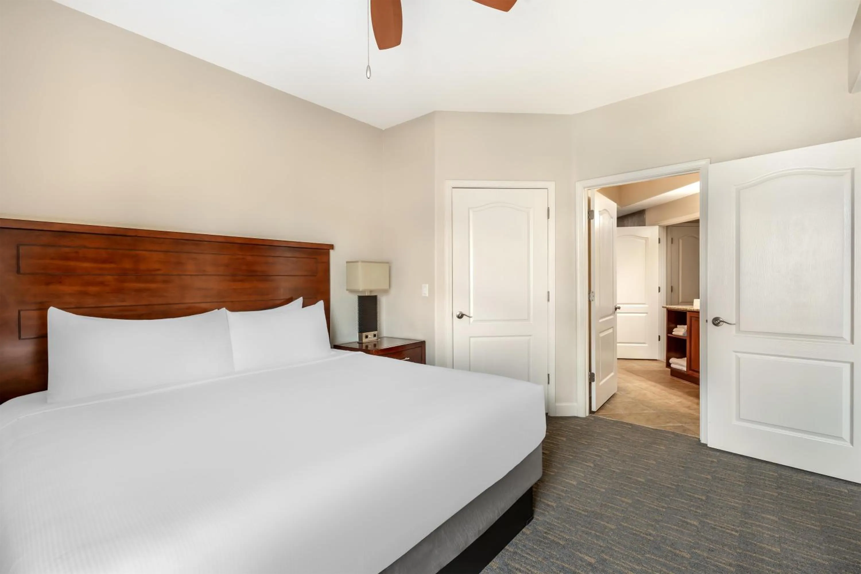 Bed in Hilton Vacation Club Scottsdale Villa Mirage