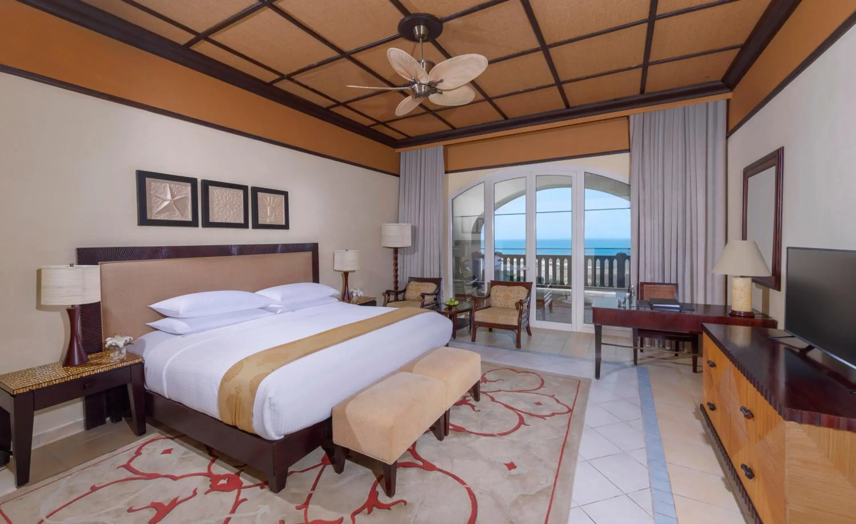 Bed in Anantara Desert Islands Resort & Spa Bed in Anantara Desert Islands Resort & Spa