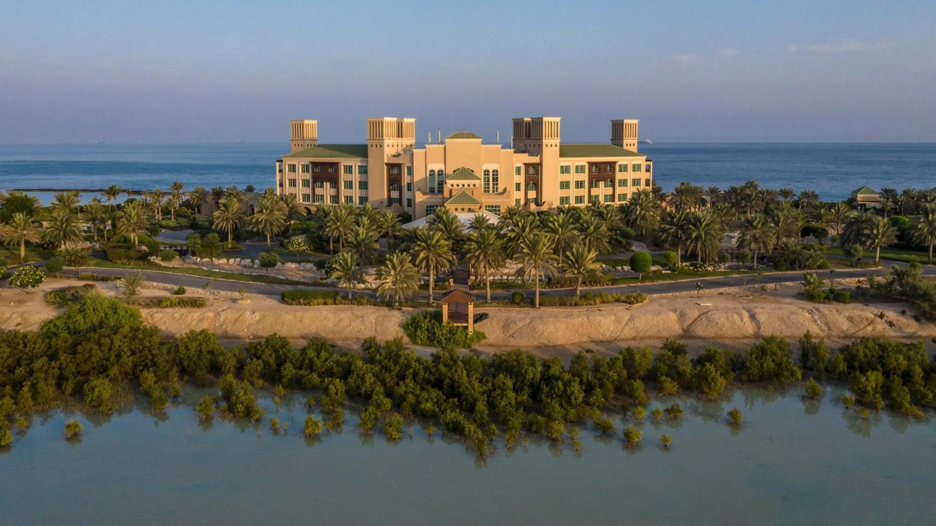 Neighbourhood in Anantara Desert Islands Resort & Spa