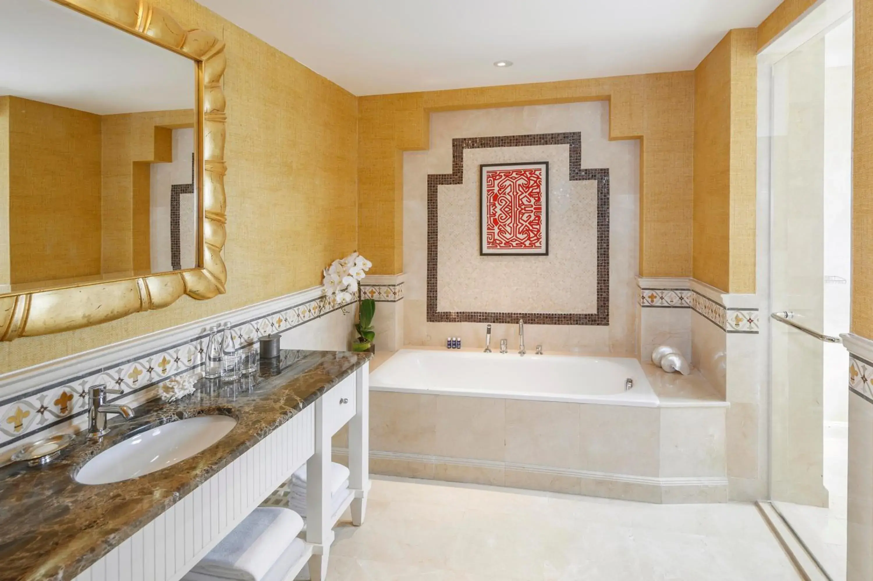 Bathroom in Anantara Desert Islands Resort & Spa Bathroom in Anantara Desert Islands Resort & Spa