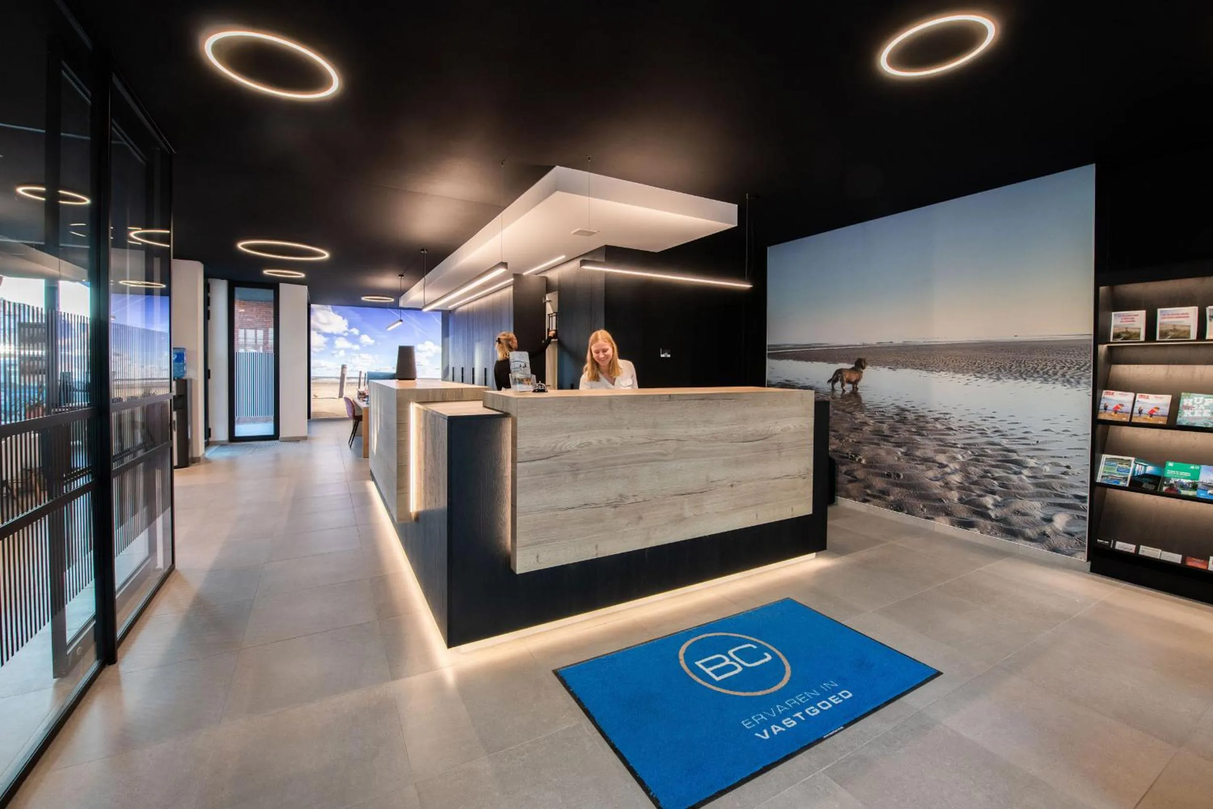 Lobby or reception in Belcasa Beach Suites & Lofts Aparthotel