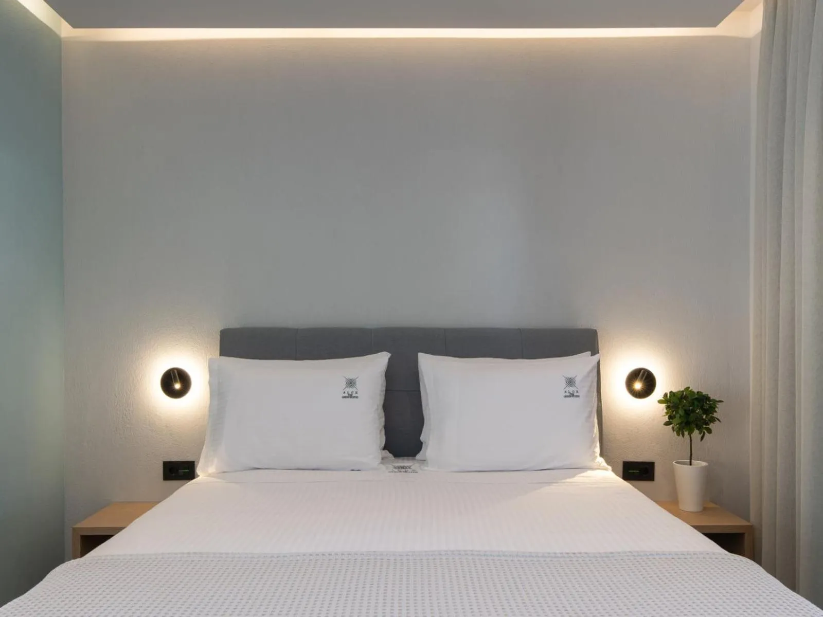 Bed in Aloe The Green Suites - Nikiti Halkidiki