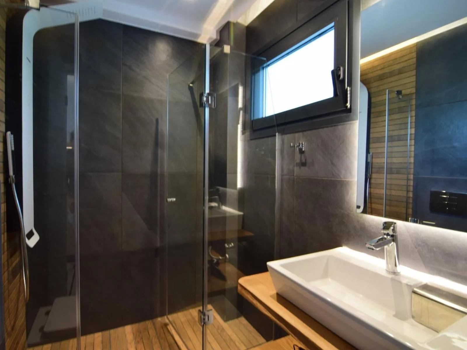 Shower in Aloe The Green Suites - Nikiti Halkidiki