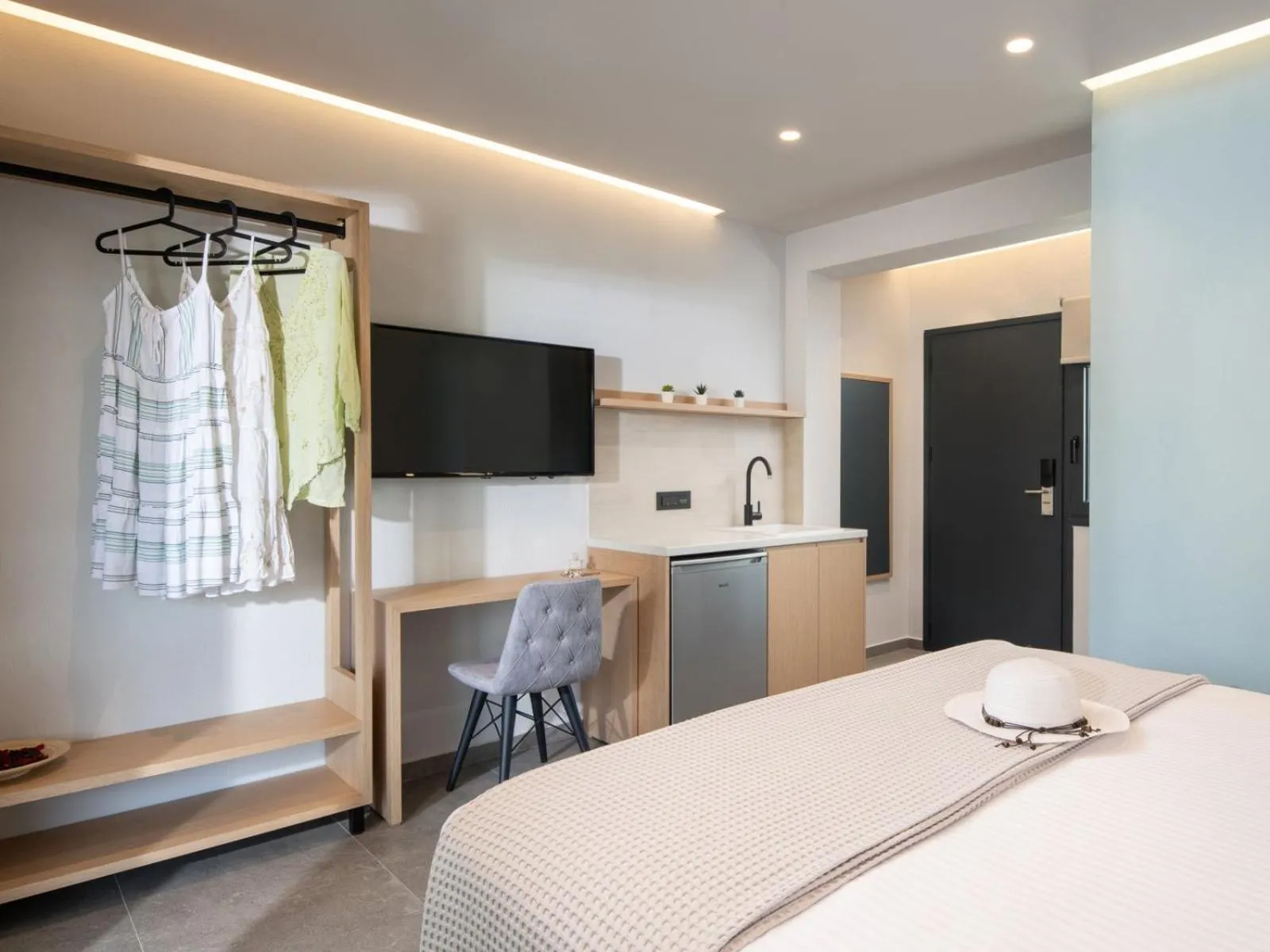 Bed in Aloe The Green Suites - Nikiti Halkidiki