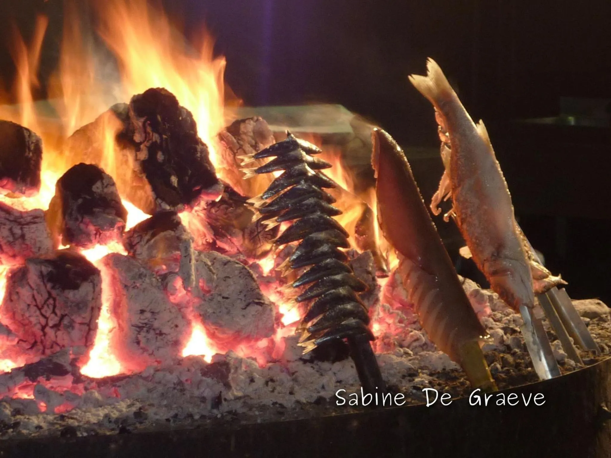 Dining area in Carabela-C704 Few steps from the beach, sand and pool Nerja