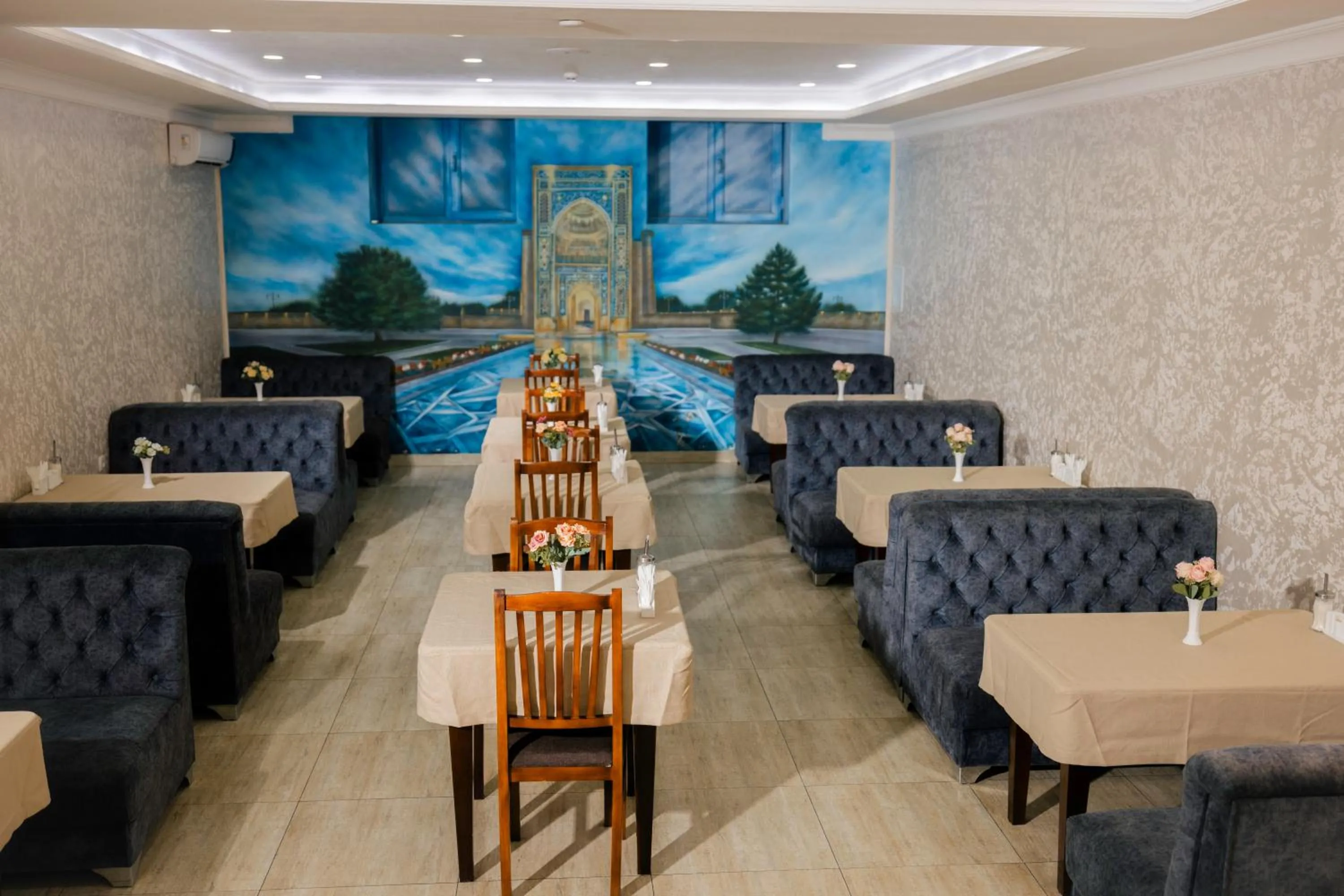 Restaurant/places to eat in Art Regency Premium Hotel, Free Airport Shuttle Service