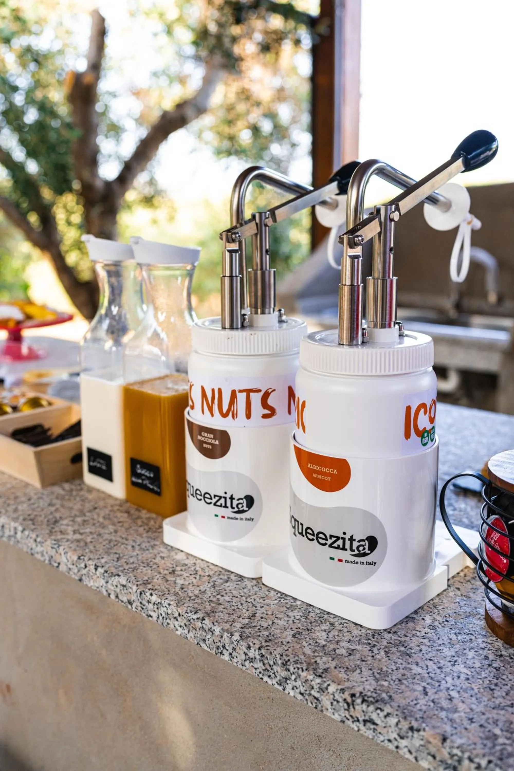 Breakfast in Funtana'e Mari