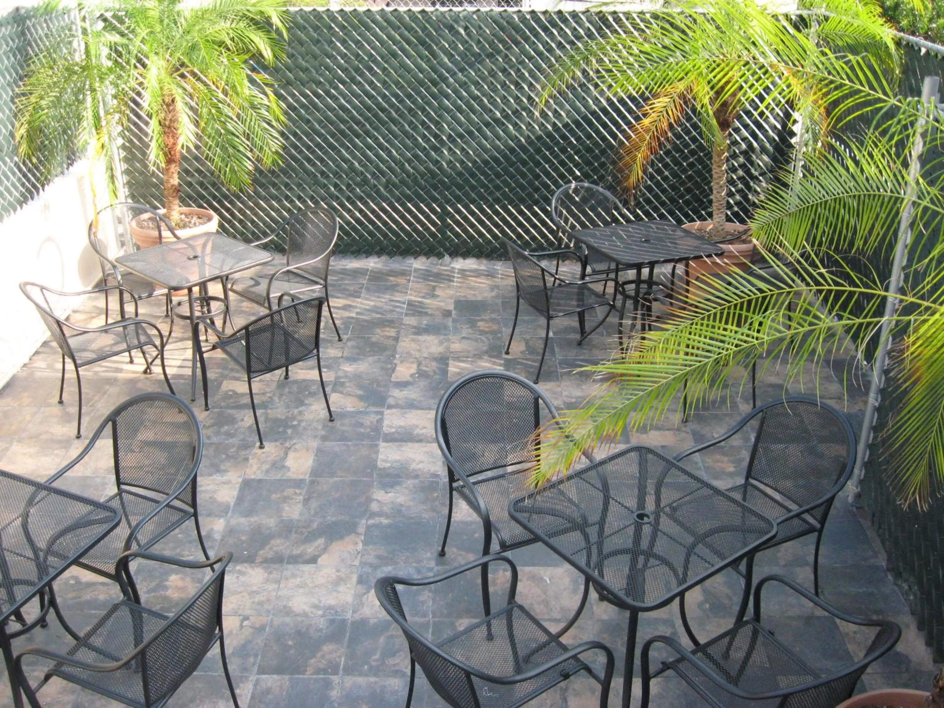 Patio in Suites Havre
