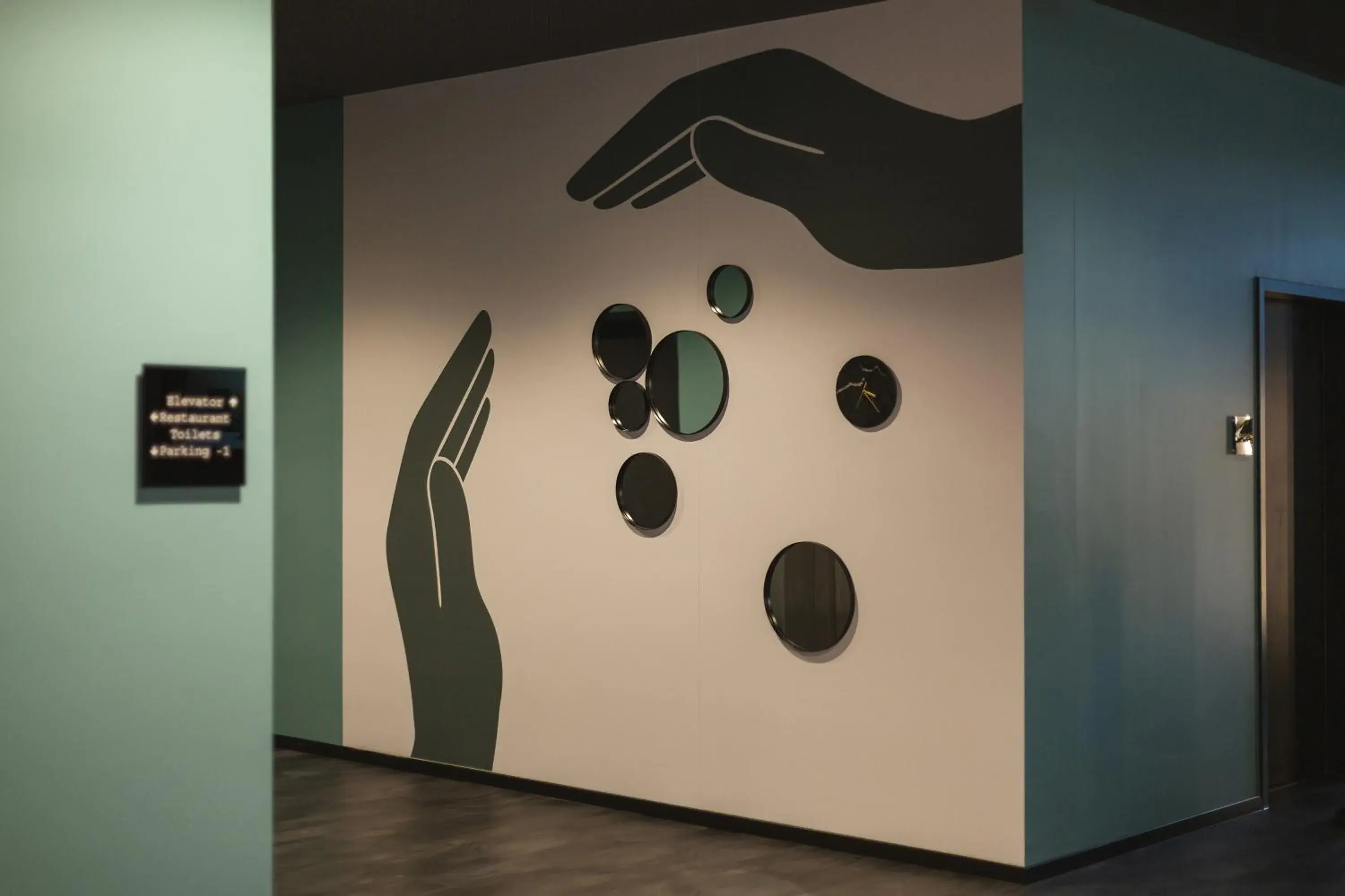 Lobby or reception in Holiday Inn - the niu, Cure Erlangen by IHG Lobby or reception in Holiday Inn - the niu, Cure Erlangen by IHG