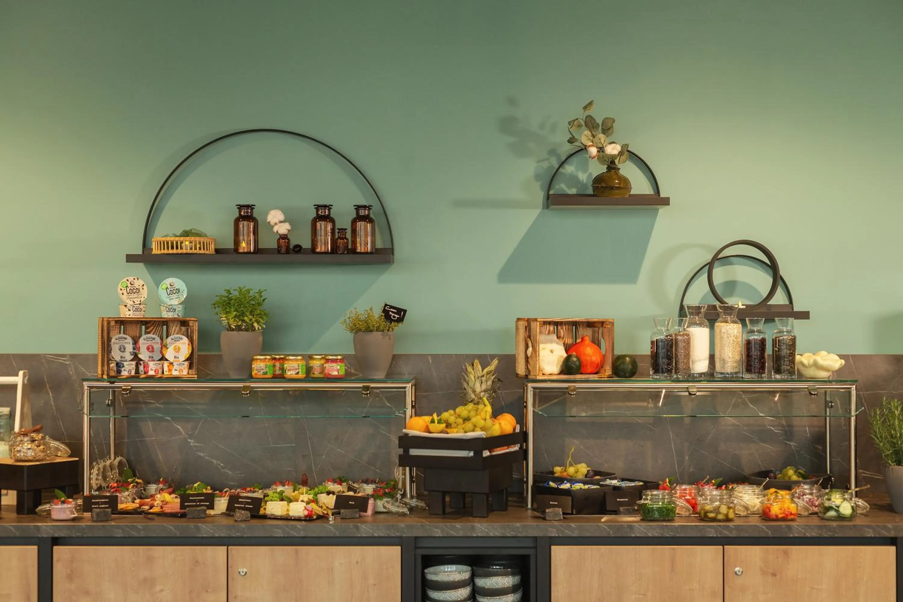 Buffet breakfast in Holiday Inn - the niu, Cure Erlangen by IHG