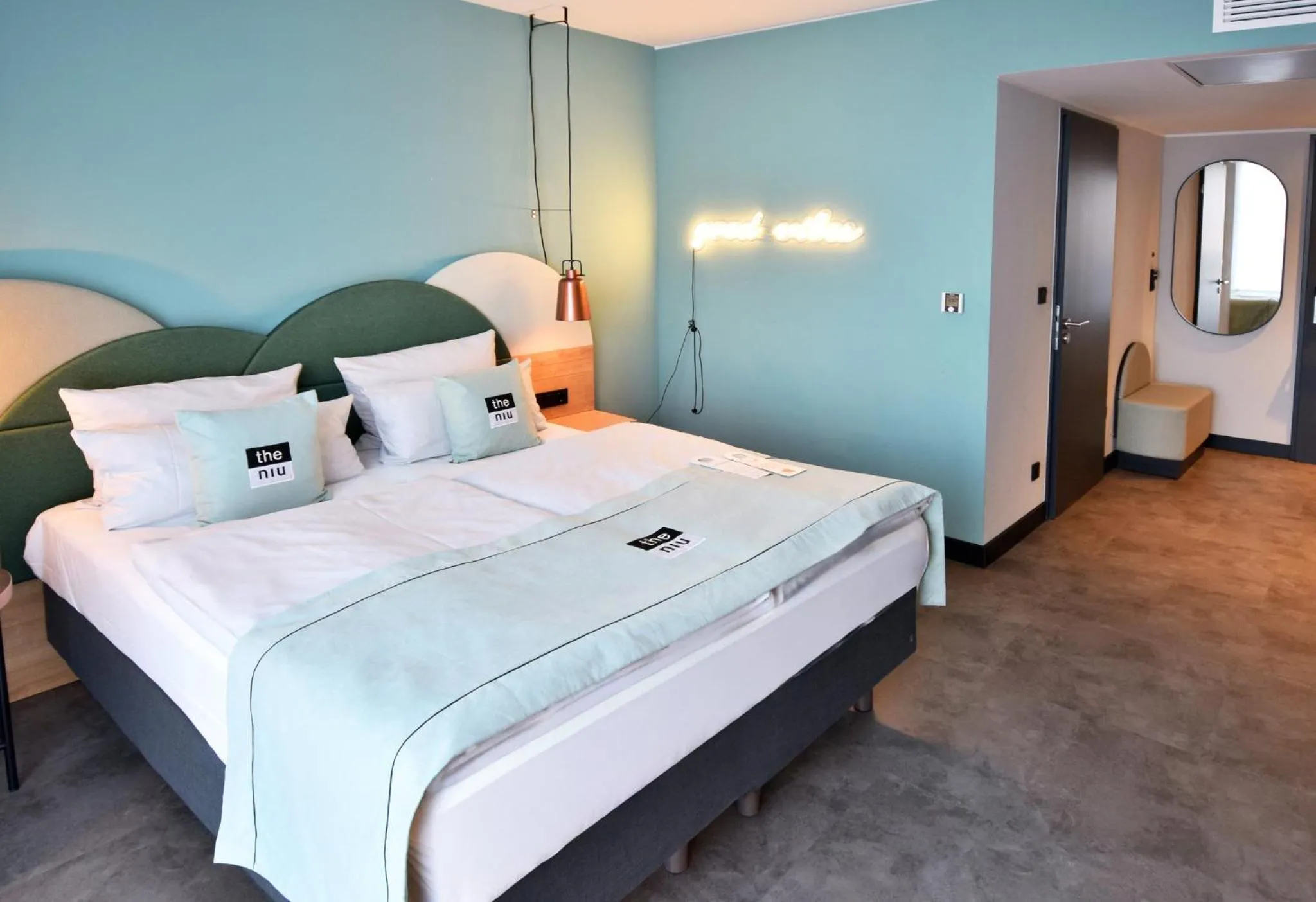 Photo of the whole room, Bed in Holiday Inn - the niu, Cure Erlangen by IHG