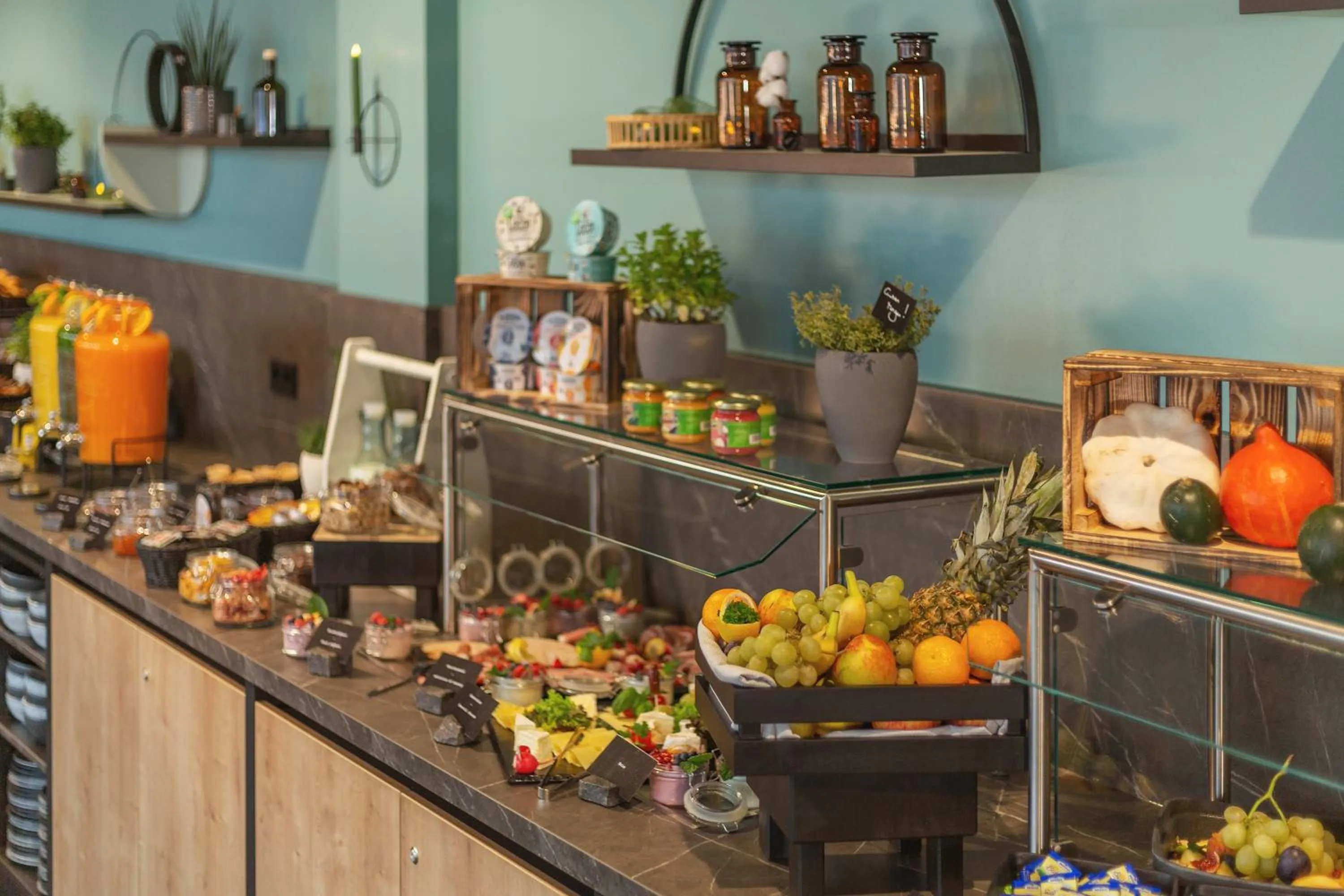 Buffet breakfast in Holiday Inn - the niu, Cure Erlangen by IHG