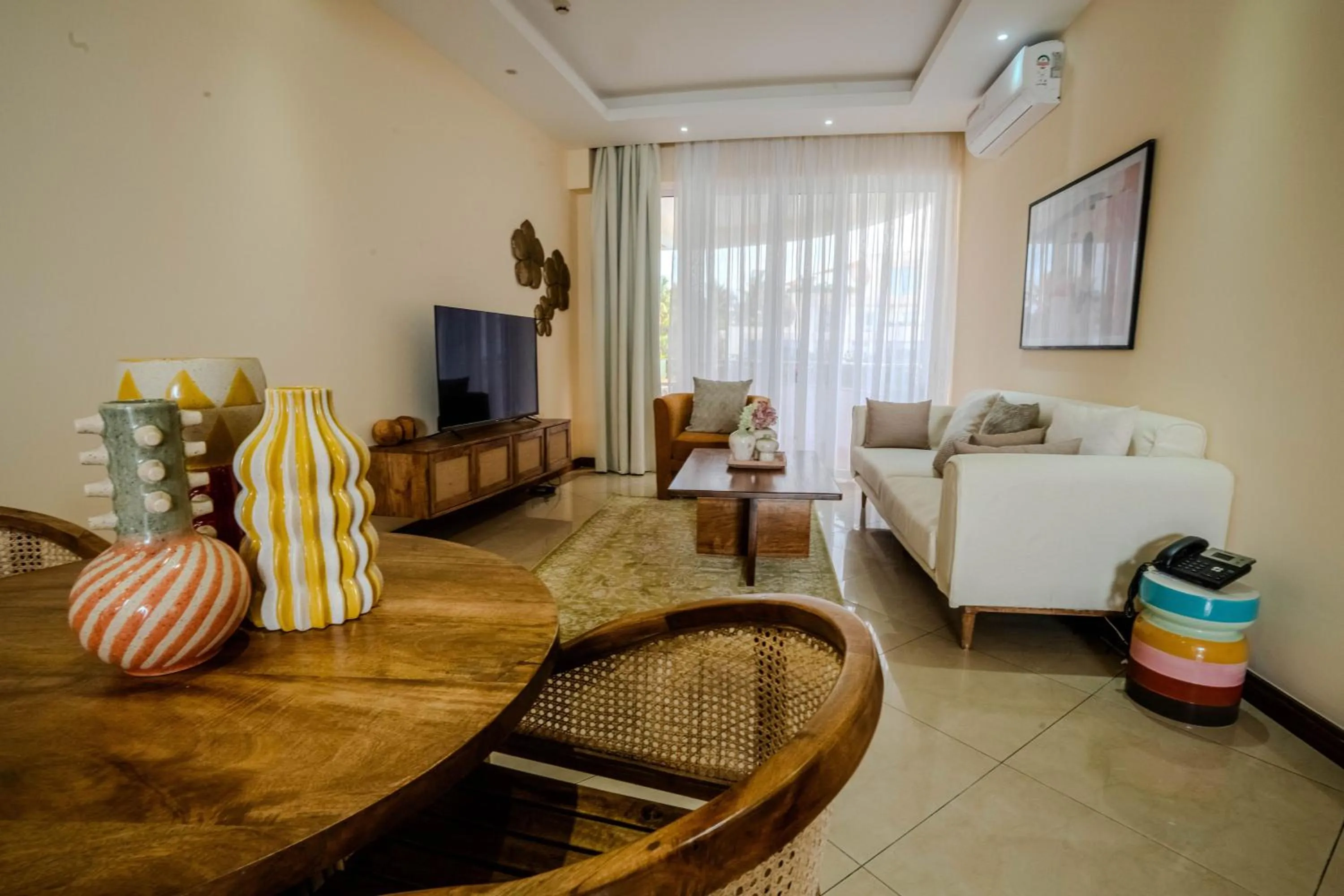TV and multimedia in Kilua Residences by CityBlue, Mombasa