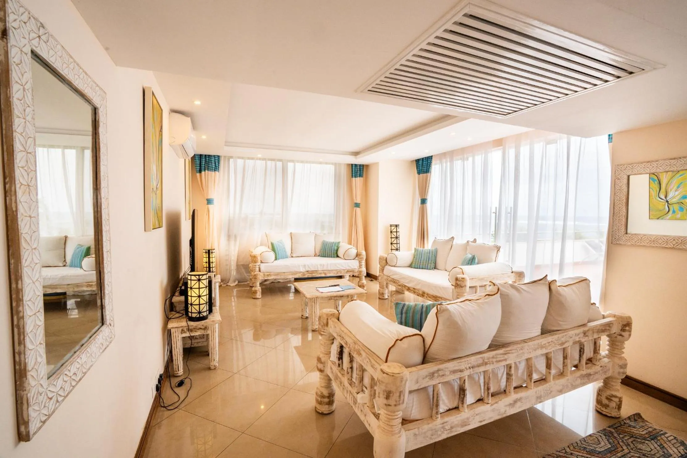 Living room in Kilua Residences by CityBlue, Mombasa