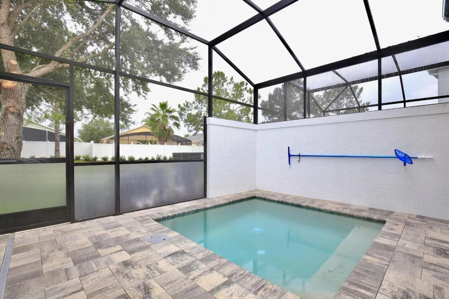 Amazing 3 bedroomloft townhouse in Hidden Forest, with private pool!