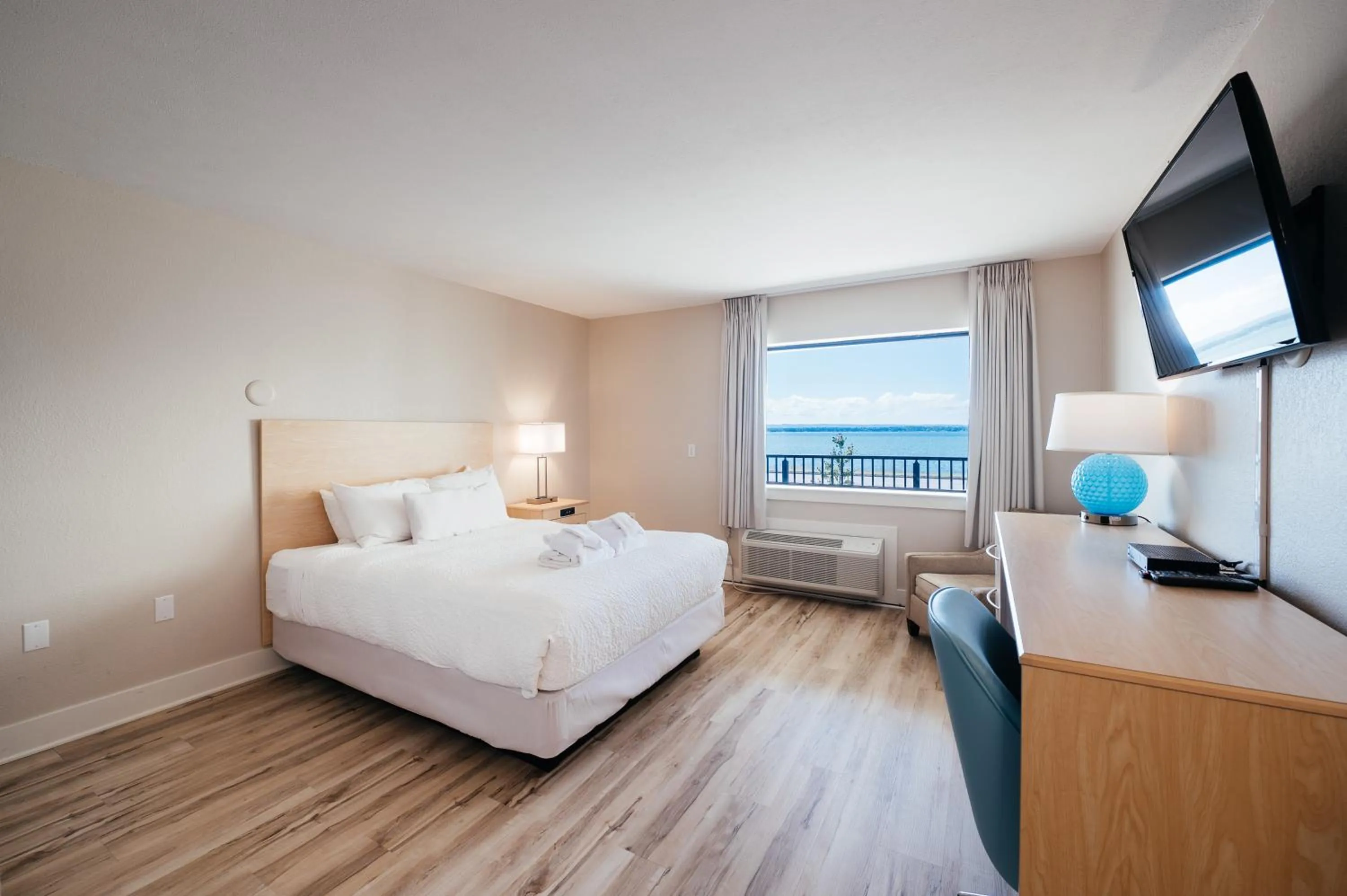 Bed in Kasa Gold Coast Inn Traverse City