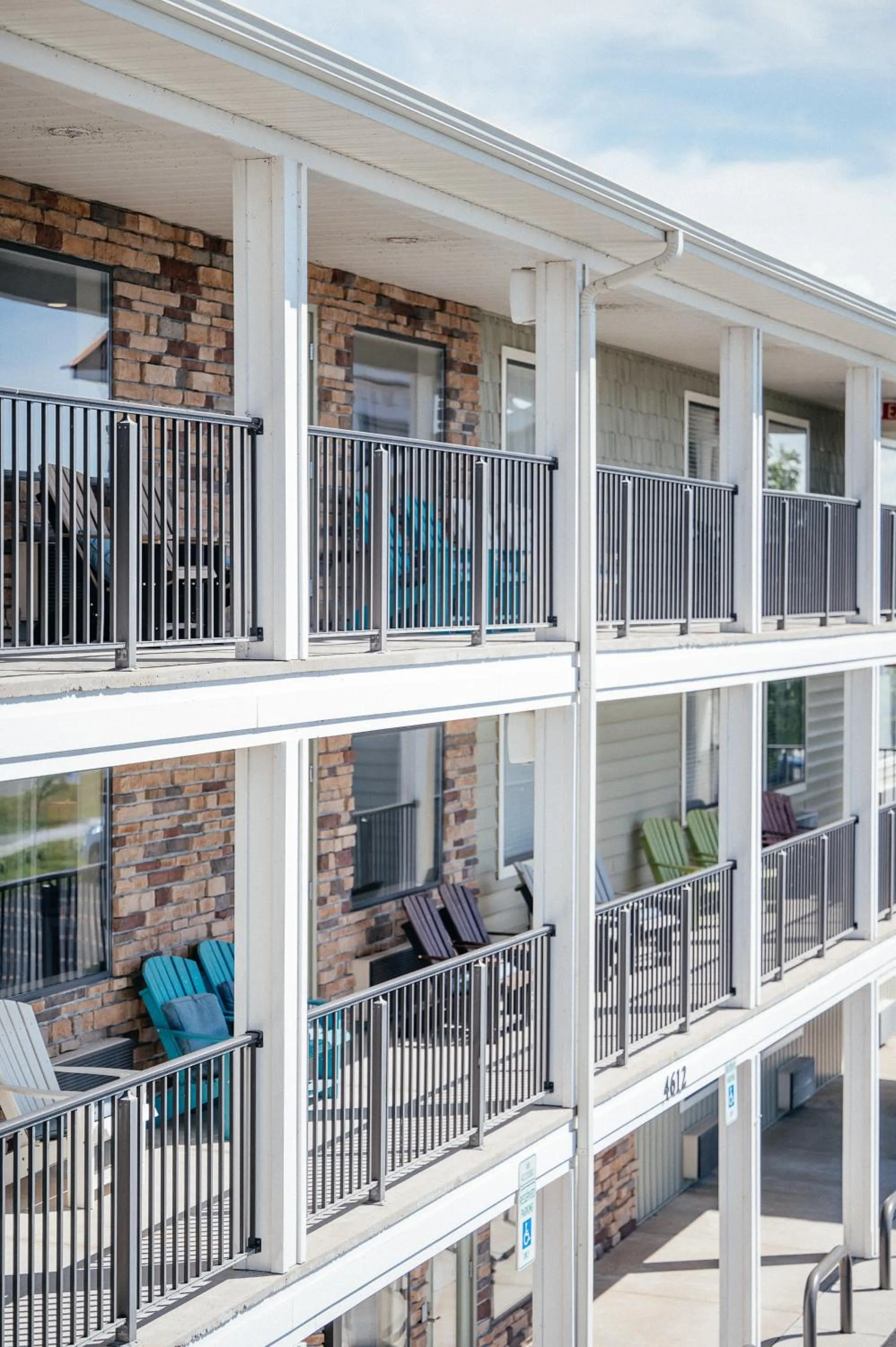 Property building in Kasa Gold Coast Inn Traverse City