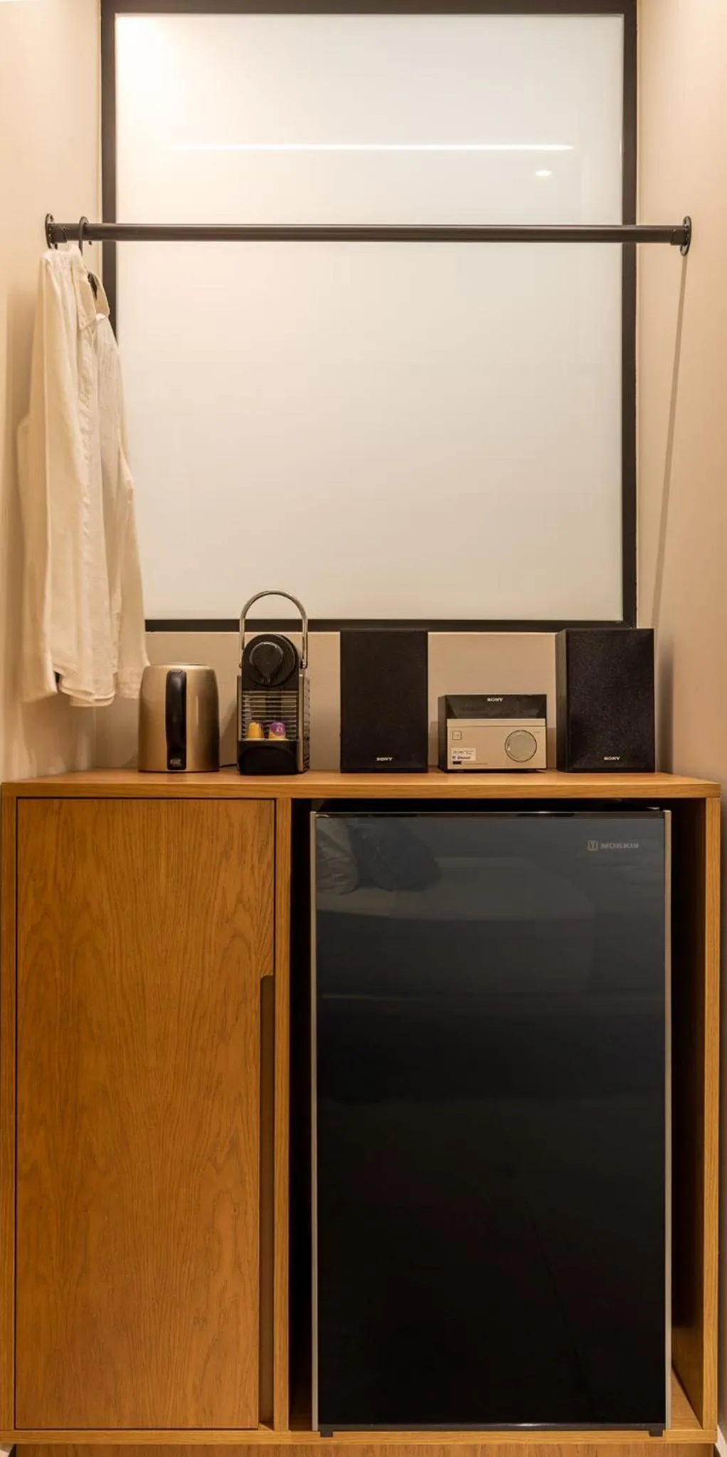 Coffee/tea facilities in Flâneur