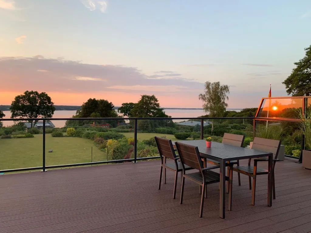 Sea view in fewo1846 - Sundowner - luxuriöse Wohnung mit 2 Schlafzimmern und Sonnenterrasse