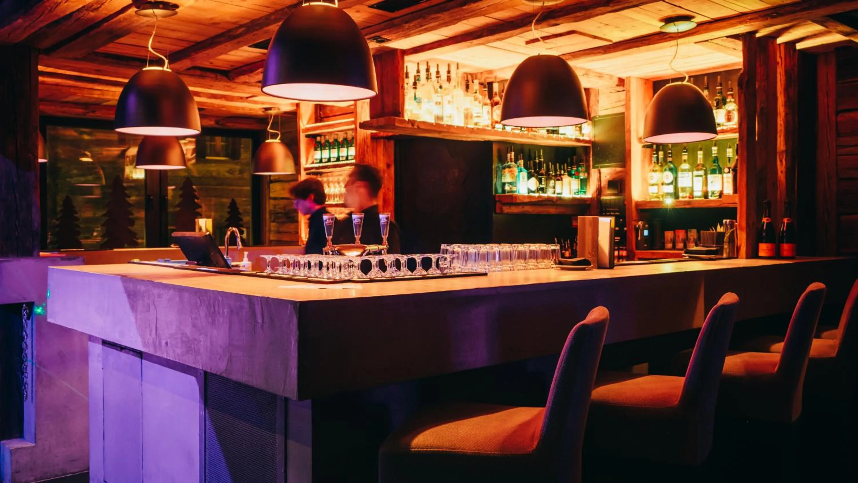 Nightclub / DJ in Unique Hotel Post