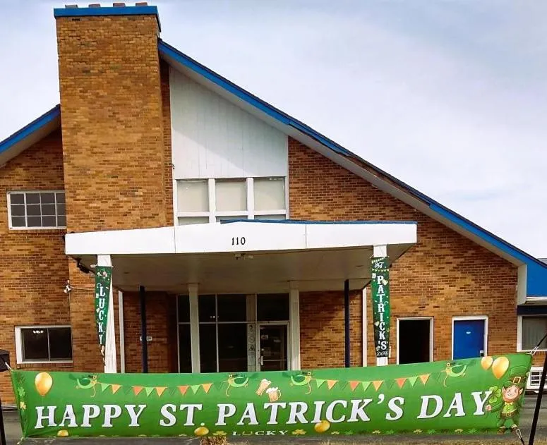 Facade/entrance in Grandview Plaza Inn