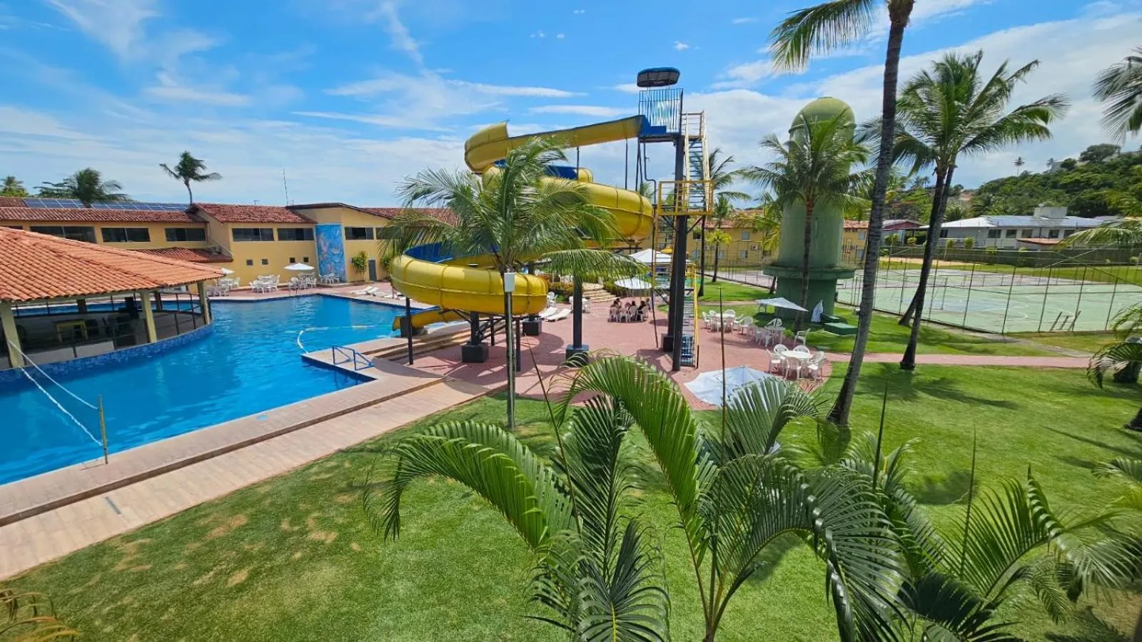 Aqua park in JL Temporadas - Quarto Portobello Park Hotel