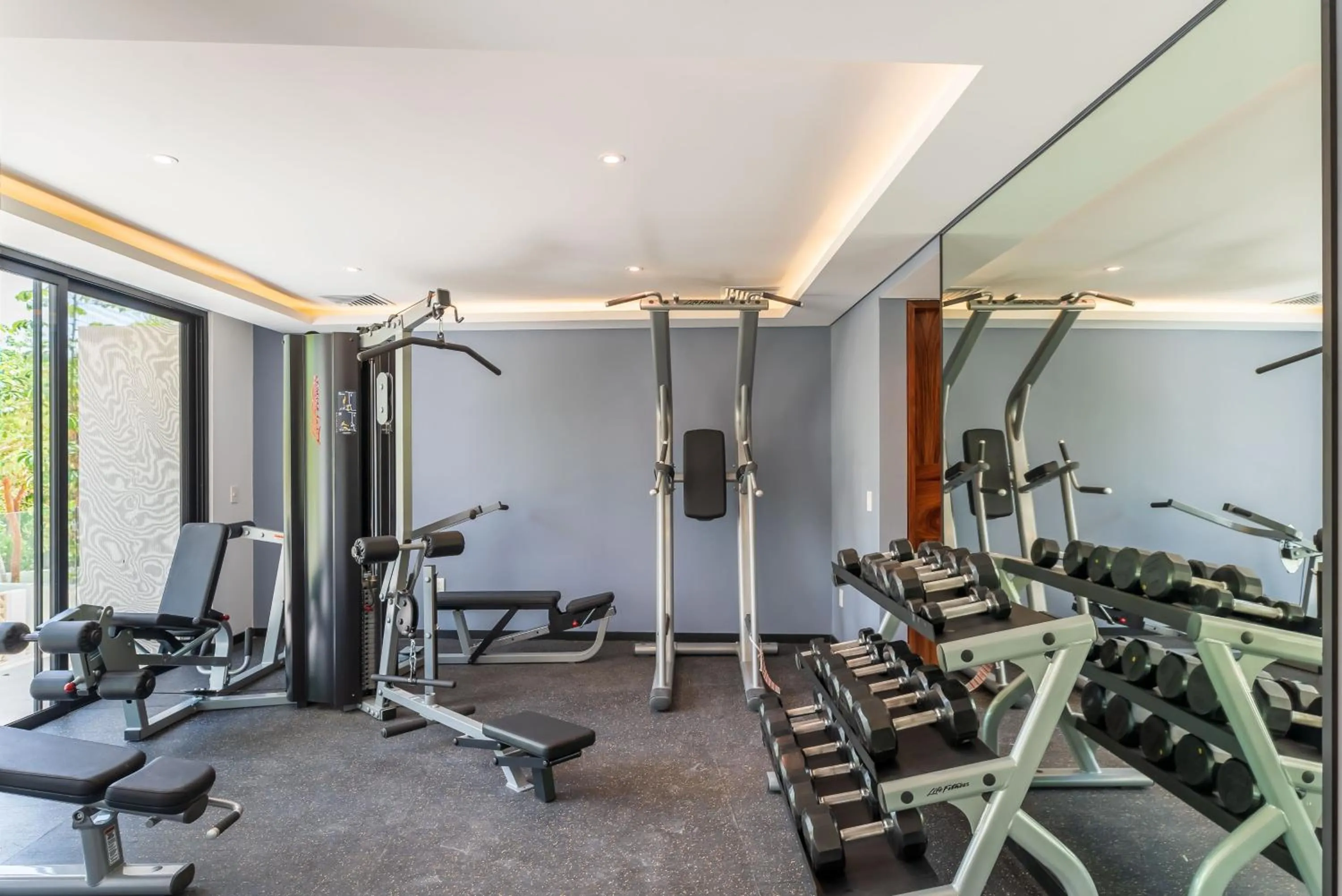 Fitness centre/facilities in Central Park Lagunas by Sandy Powerful