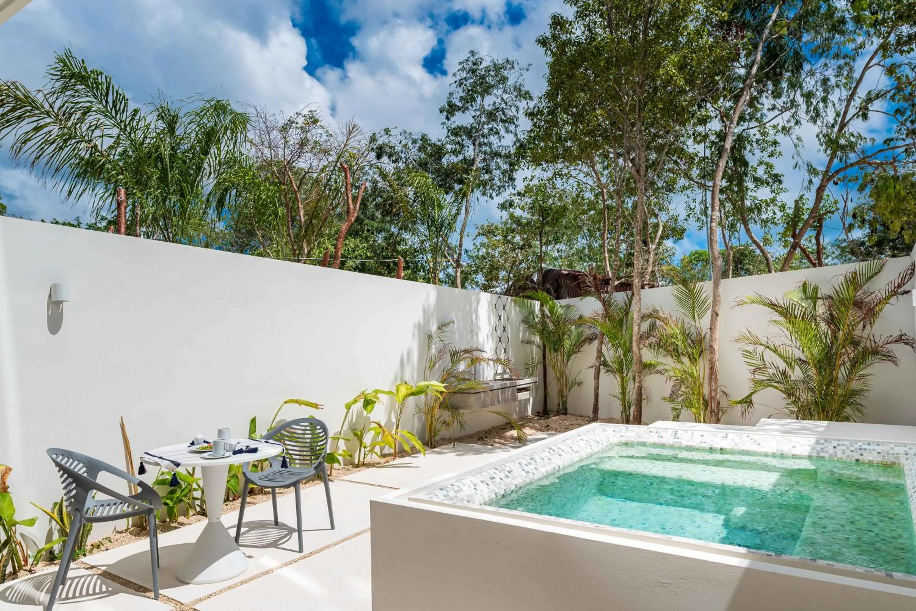 Garden in Central Park Lagunas by Sandy Powerful