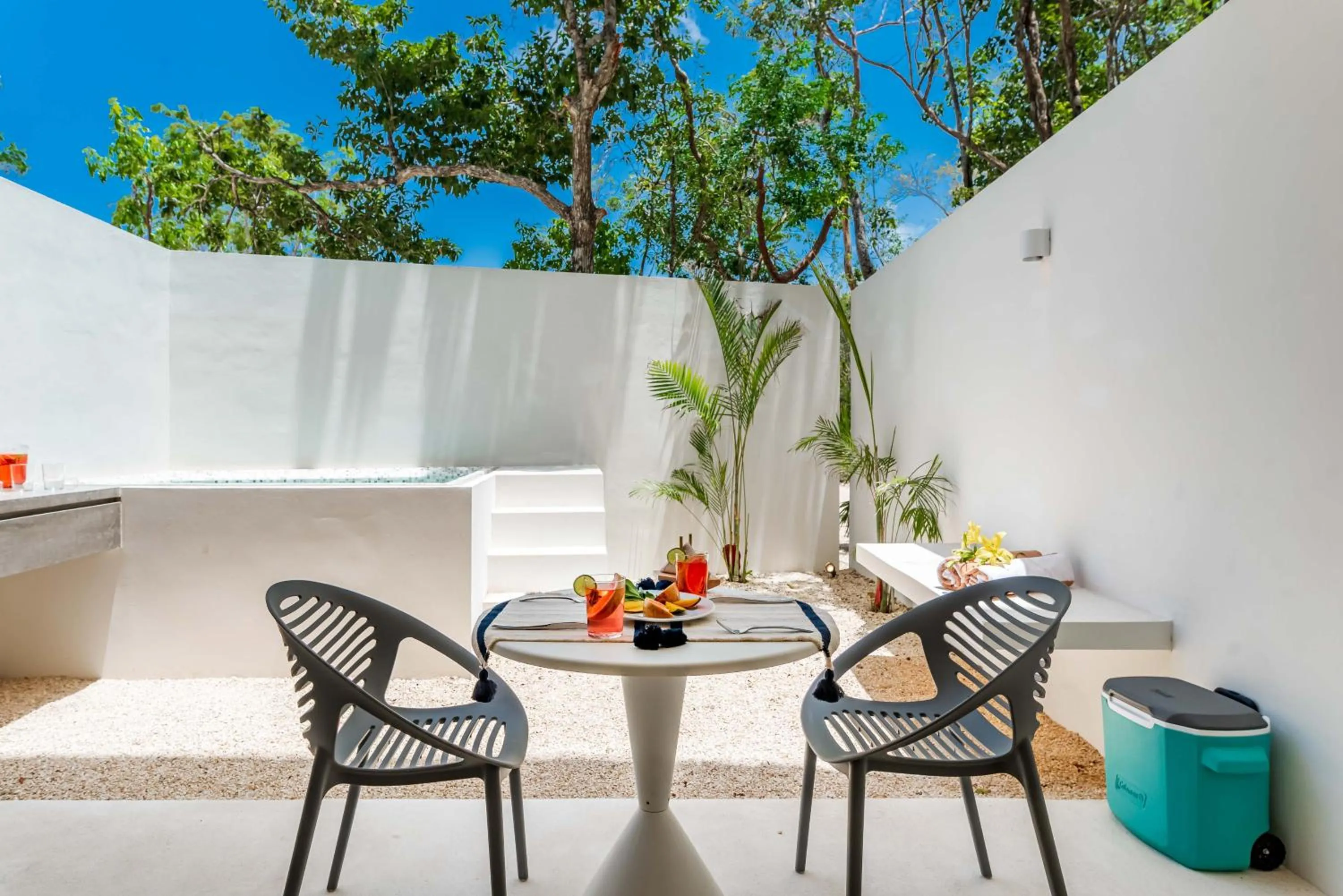 Garden in Central Park Lagunas by Sandy Powerful