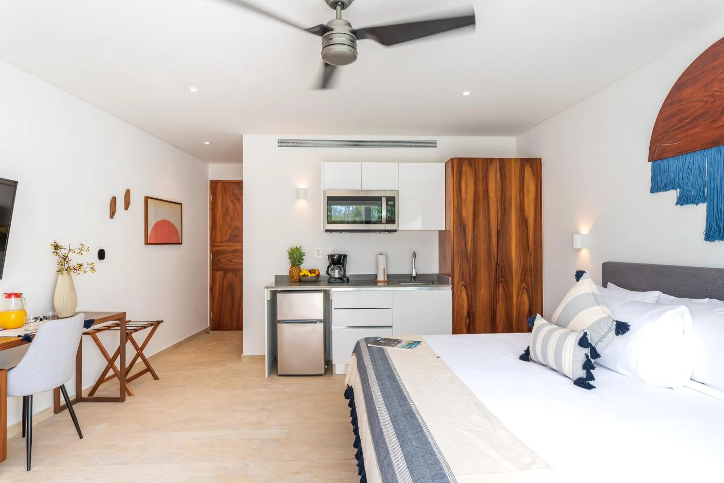 Kitchen or kitchenette, Bed in Central Park Lagunas by Sandy Powerful