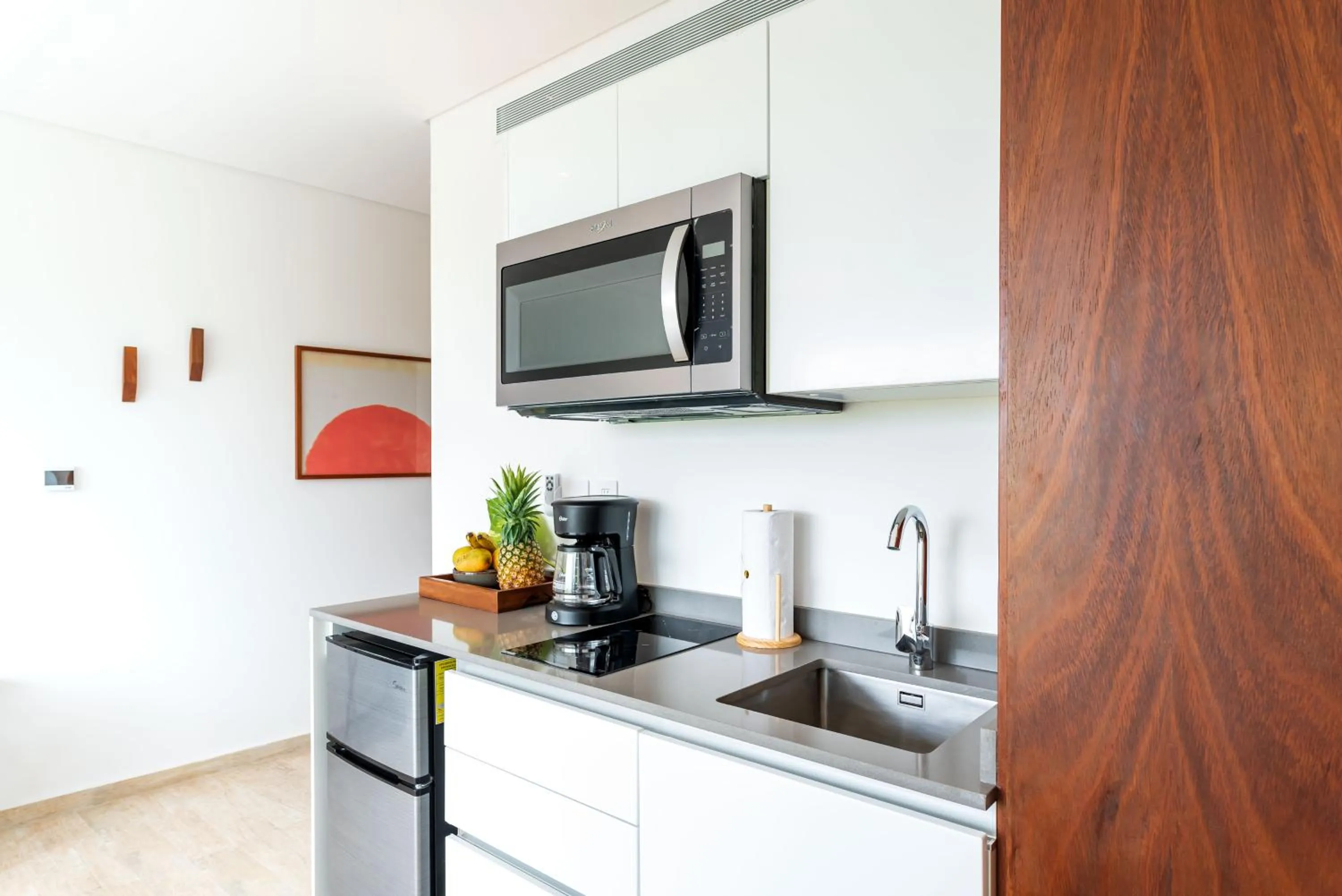 Kitchen or kitchenette in Central Park Lagunas by Sandy Powerful