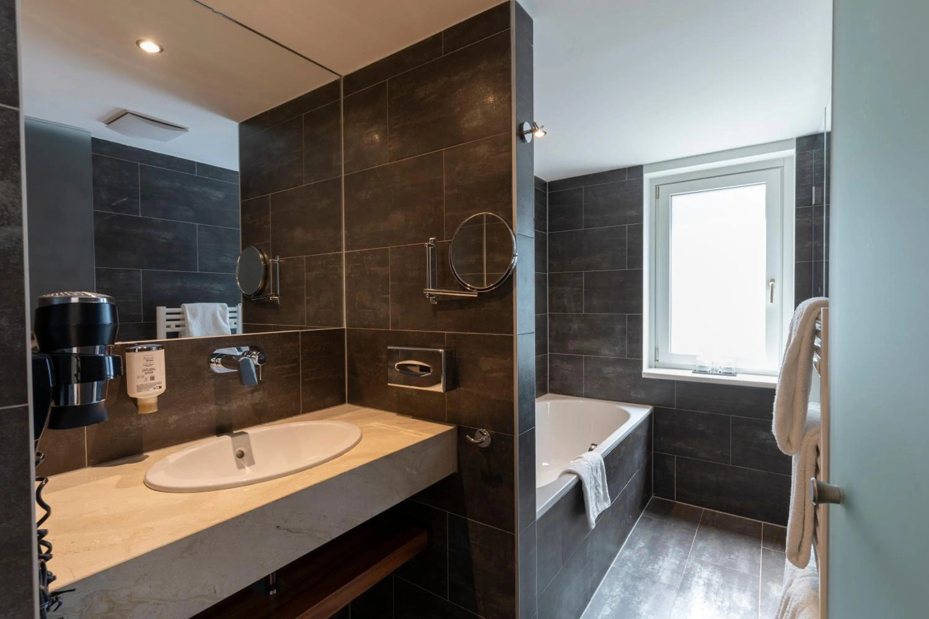 Bathroom in Pakat Suites